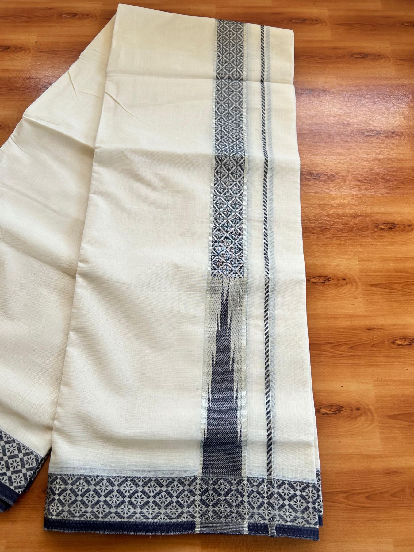 Off White (Unbleached) Double Mundu/Dhoti - 20% Discount ! KaithariKada 100% Pure Cotton - 100x80 - 1.5 inch Silver Kasav & Navy Blue Jacquard Design Chutty kara 4 mtr (8.5 Muzham) - 14 KK5494 PMC