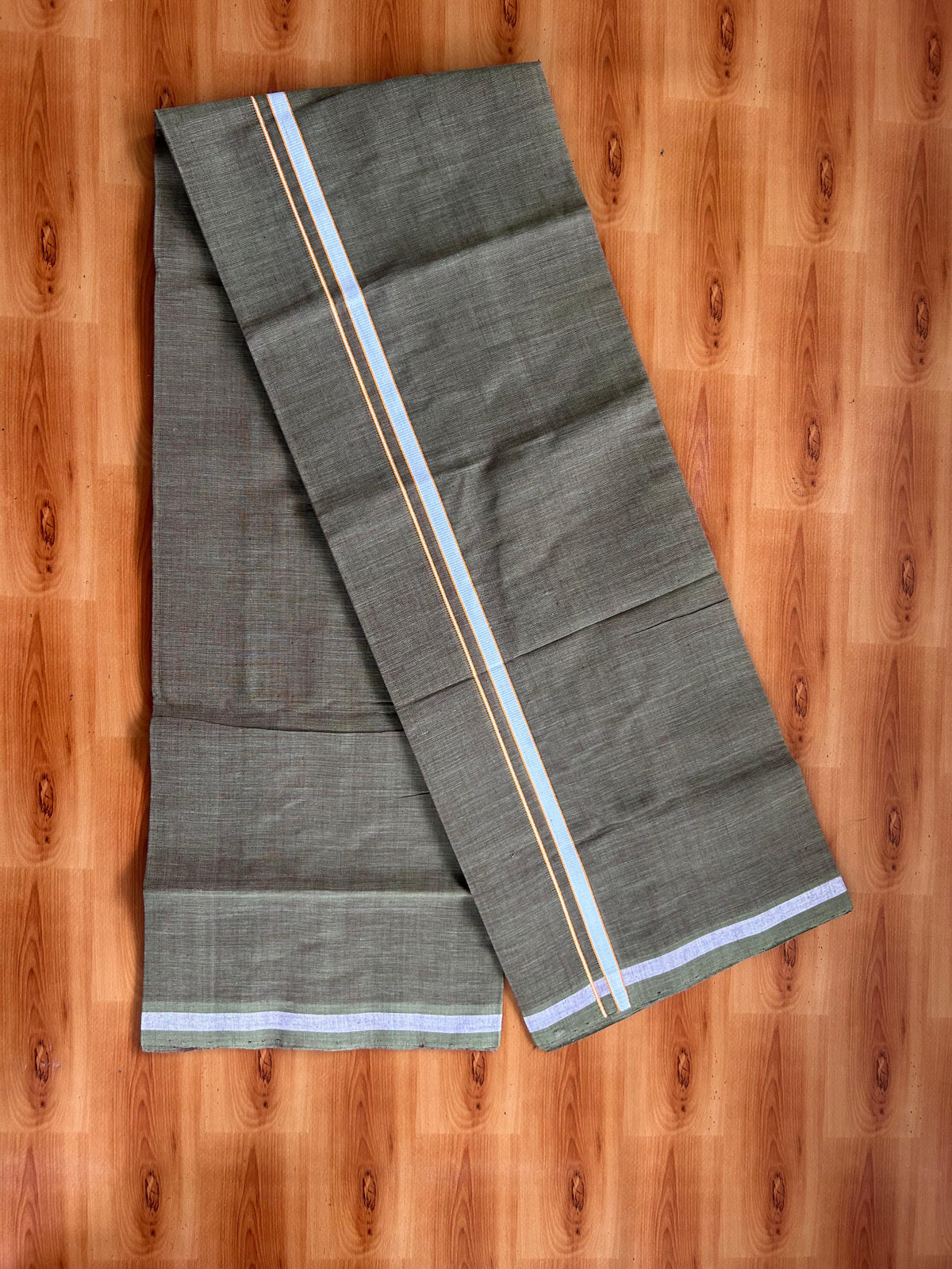 Kerala Handloom Single Kaily/Lungi - KaithariKada 100% Pure Cotton - 40s - 0.5 cm White & Orange Kara With Olive Green Brown Shaded colour Body - (2 meter / 4 muzham) - 5 KK5539 ELA