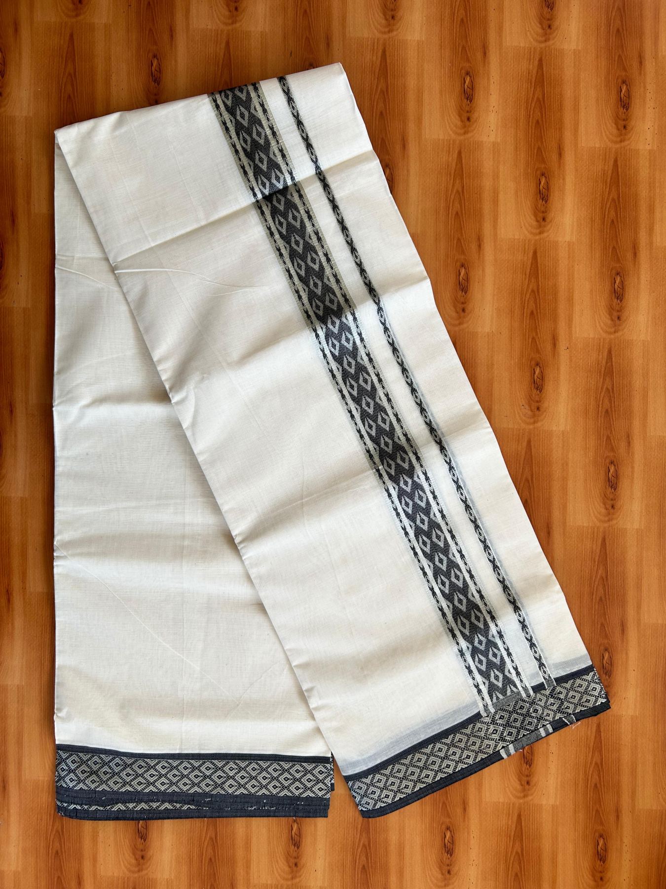 Off White (Unbleached) Double Mundu/Dhoti - 20% Discount ! KaithariKada 100% Pure Cotton - 100x80 - 1.75 inch Silver Kasav & Black Jacquard Design kara 4 mtr (8.5 Muzham) - 15 KK5494 PMC