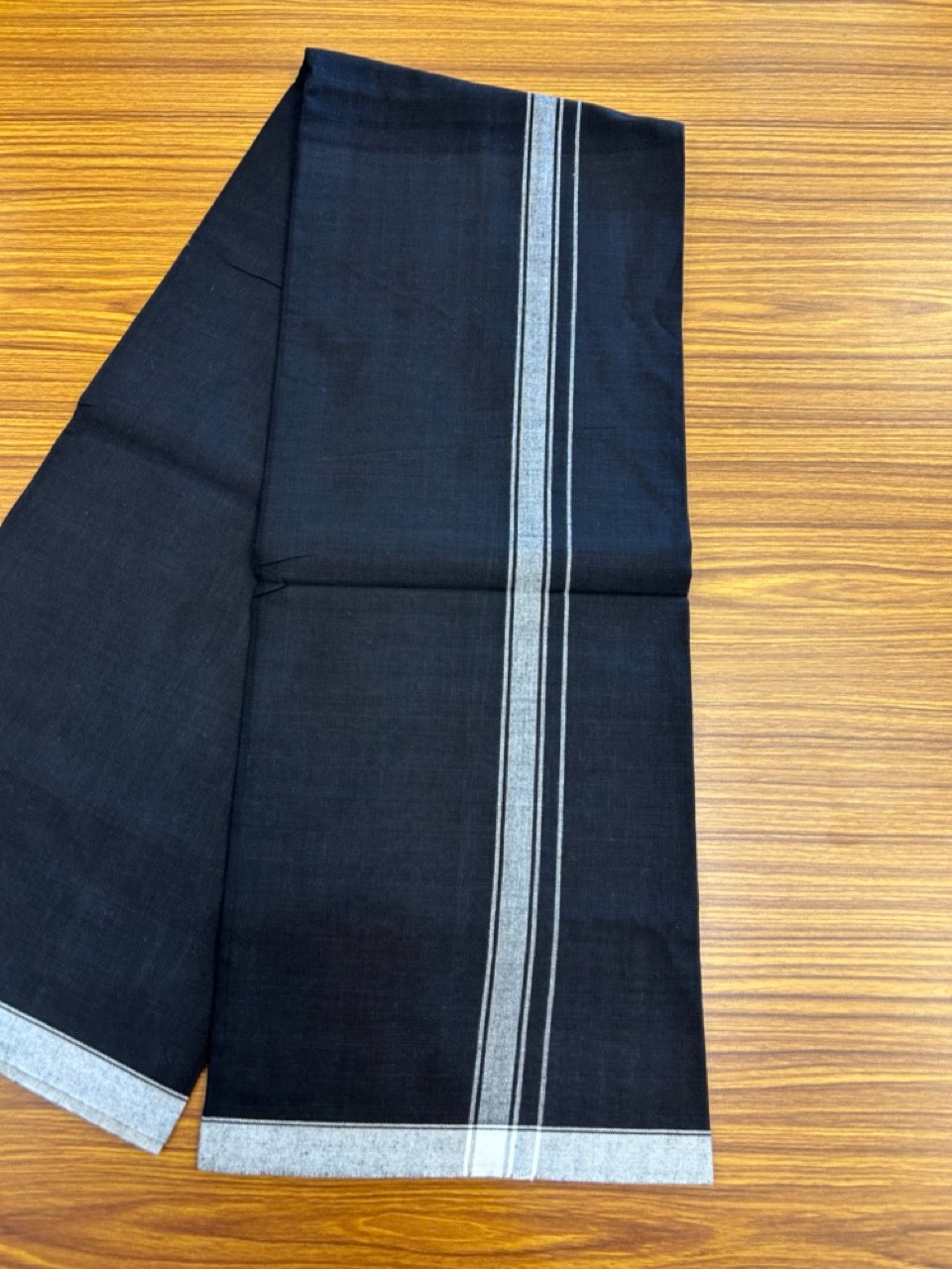 Premium Kathar Type Kavi Mund Pure cotton - Kaitharikada - Single Kaily / Lungi - 0.75 inch White thin kara , Border with Black colour body (2 meter / 4 muzham) - 16 KK8039 MUT