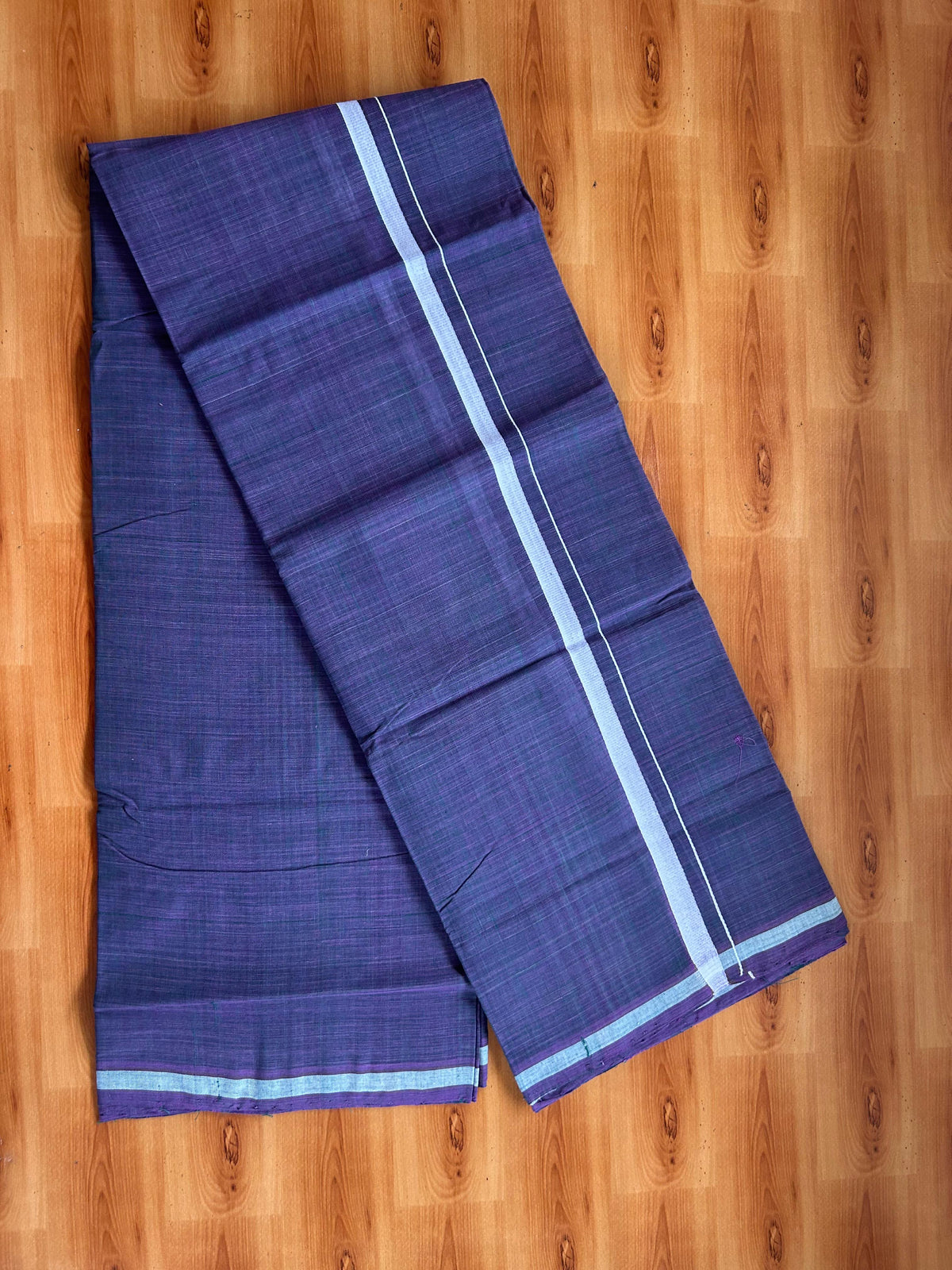 Kerala Handloom Single Kaily/Lungi - KaithariKada 100% Pure Cotton - 40s - 0.5 cm White Kara With Purple & Peacock Green Shaded colour Body - (2 meter / 4 muzham) - 18 KK5539 ELA