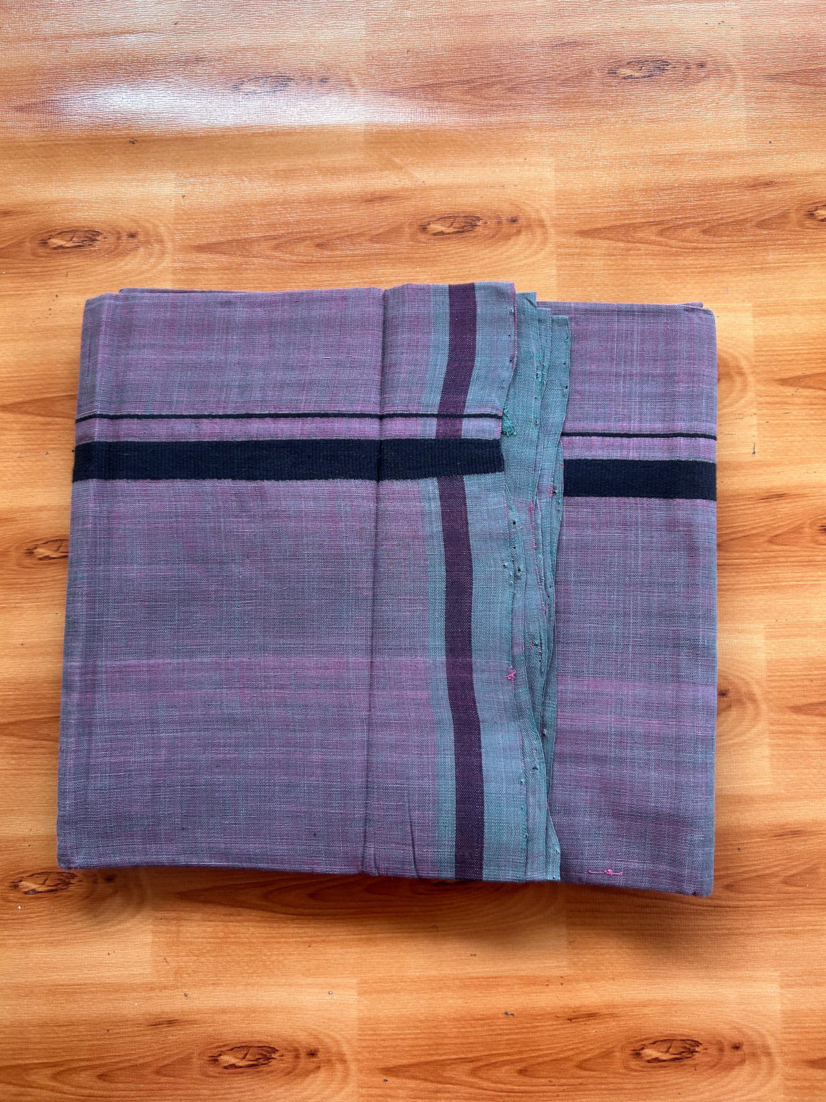 Kerala Handloom Single Kaily/Lungi - KaithariKada 100% Pure Cotton - 40s - 0.5 cm Black Kara With Dusty Pink & Teal Green Shaded colour Body - (2 meter / 4 muzham) - 19 KK5539 ELA