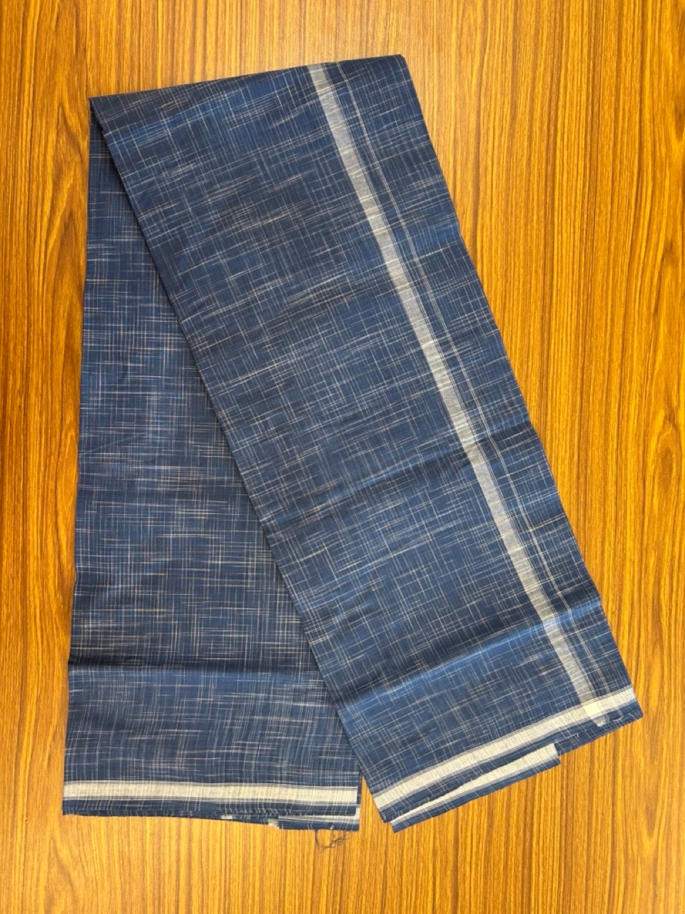 Premium Kathar Type Kavi Mund Pure cotton - Kaitharikada - Single Kaily / Lungi - 0.75 inch White Stripes kara Plain Border with Blue & White Stripes colour body (2 meter / 4 muzham) - 24 KK8039 MUT