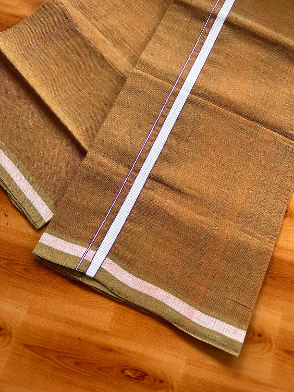 Kerala Handloom Single Kaily/Lungi - KaithariKada 100% Pure Cotton - 40s - 0.5 cm White & Violet Kara With Light Orange & Pastel Olive Shaded colour Body - (2 meter / 4 muzham) - 26 KK5539 ELA