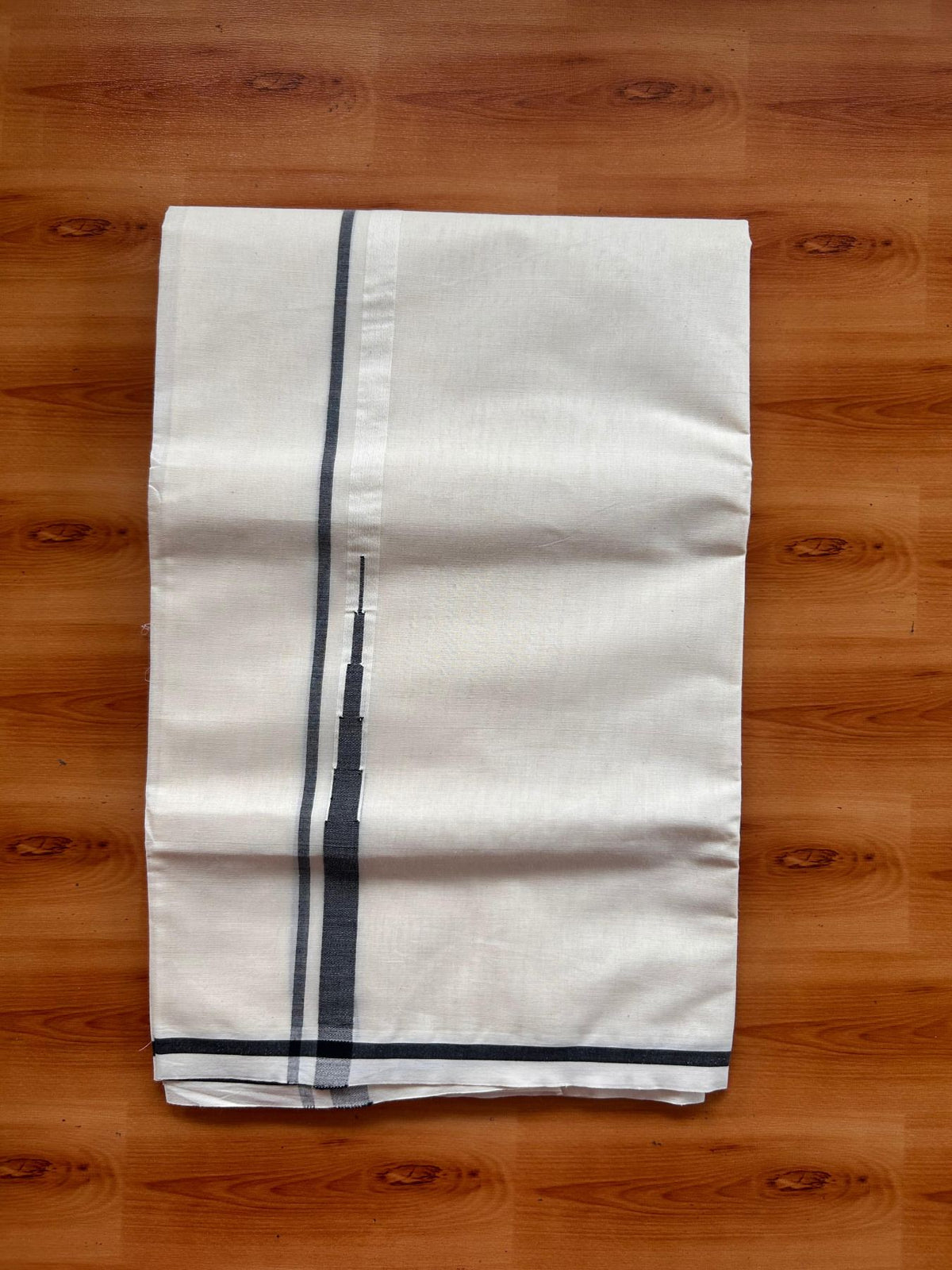 Double Off White (Unbleached) Mundu/Dhoti - 20% Discount!! KaithariKada Pulimood 100% Cotton 100X100 - 0.5 inch Puliyilakkara Black Chutty Kara - 4 mtr (8.5 muzham) - 12 KK5542 ASH