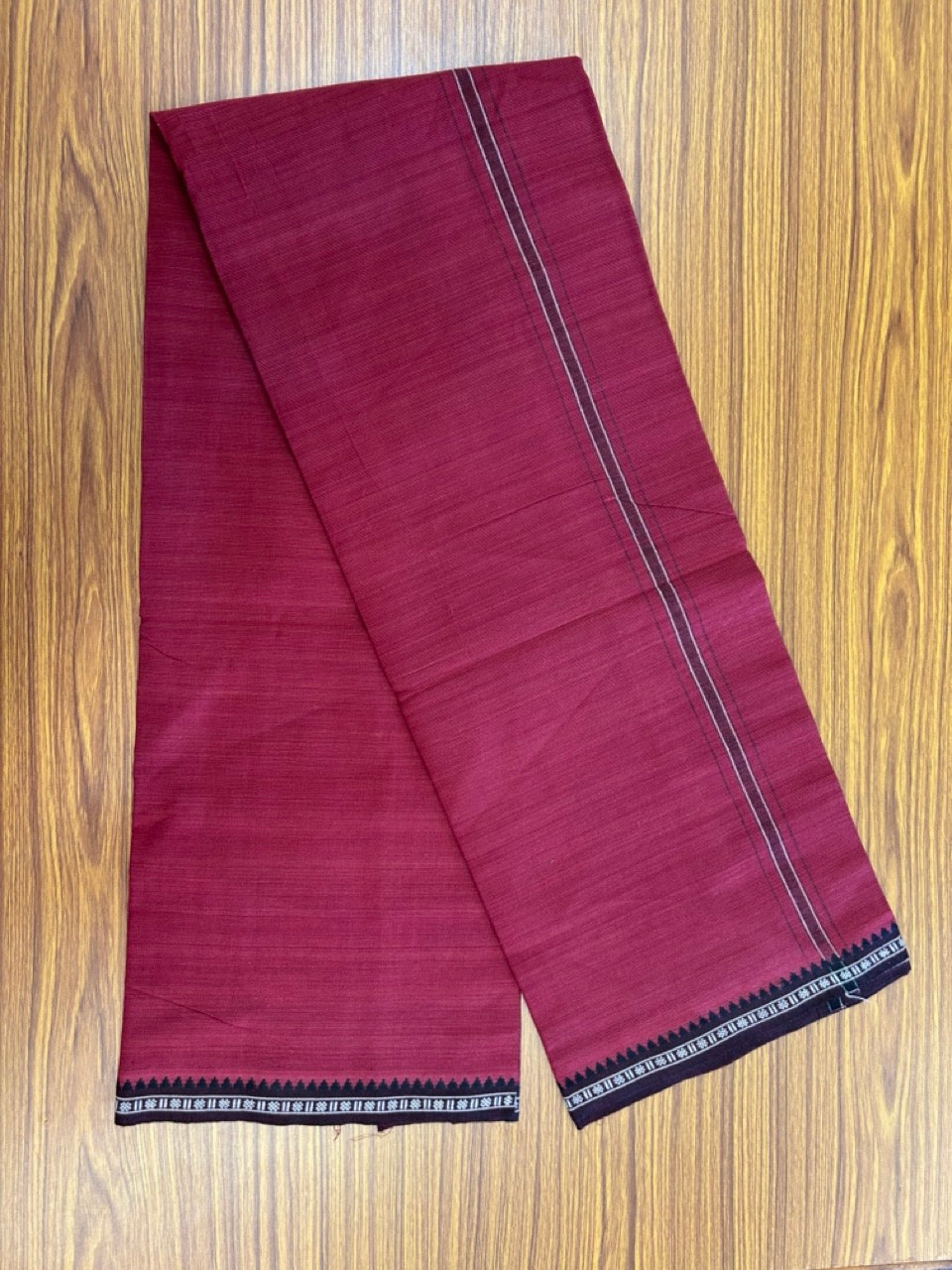 Premium Kathar Type Kavi Mund Pure cotton - Kaitharikada - Single Kaily / Lungi - 1 inch Black & White Stripes Kara kuppadam Border with Maroon colour body (2 meter / 4 muzham) - 14 KK8039 MUT