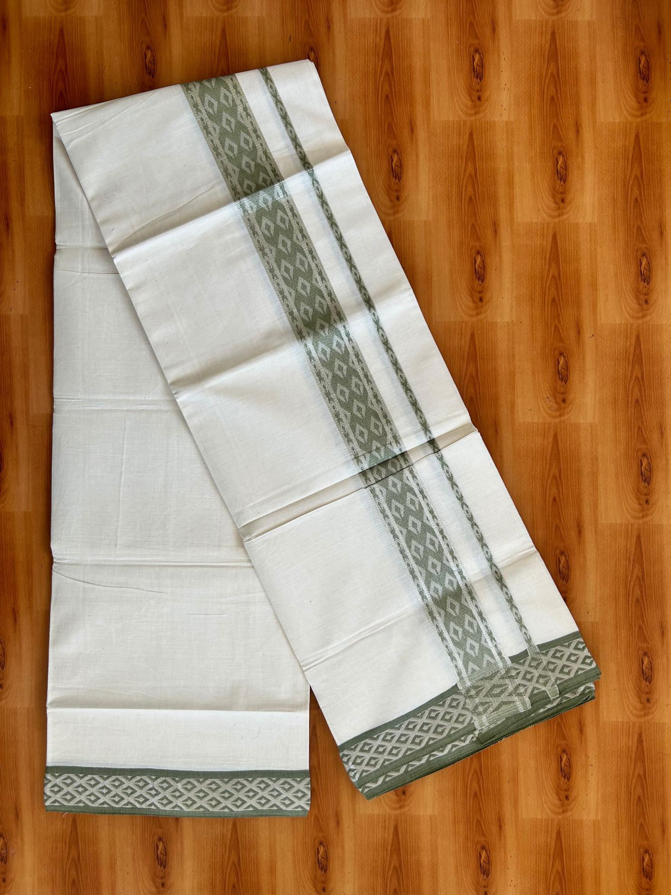 Single Off White (Unbleached) Mundu/Dhoti - 20% Discount ! KaithariKada 100% Pure Cotton - 70X30 - 1.75 inch Silver Kasav & Moss Green Jacquard Design kara 2 mtr (4 Muzham) - 22 KK5494 PMC