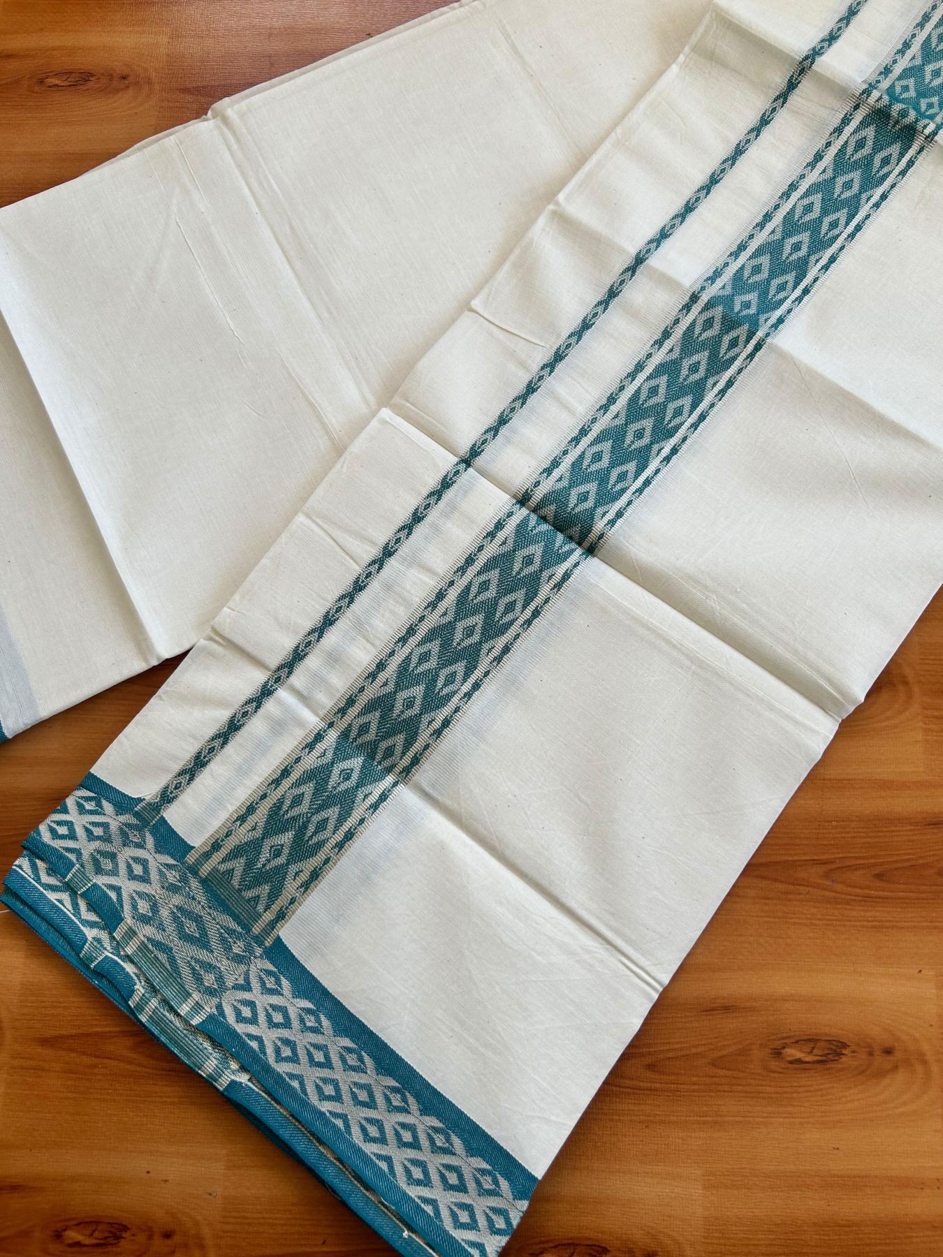 Single Off White (Unbleached) Mundu/Dhoti - 20% Discount ! KaithariKada 100% Pure Cotton - 70X30 - 1.75 inch Silver Kasav & Peacock Blue Jacquard Design kara 2 mtr (4 Muzham) - 23 KK5494 PMC