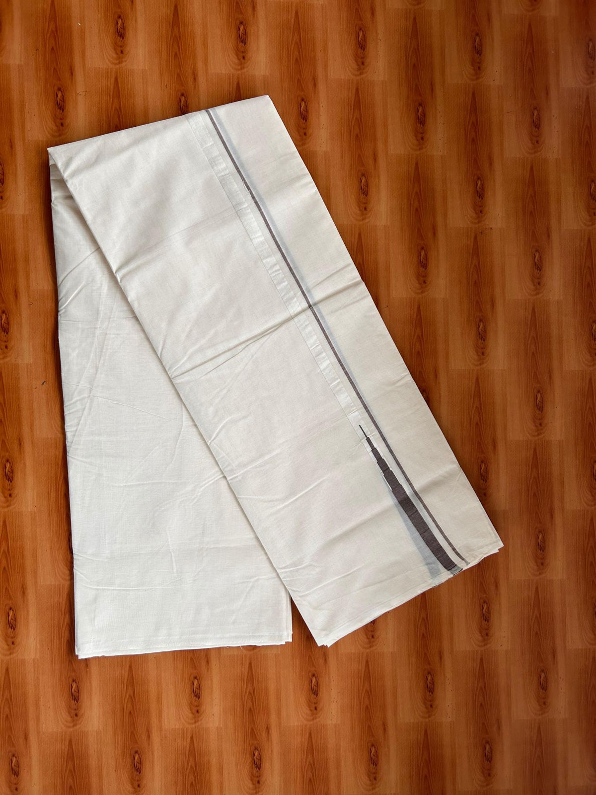 Double Off White (Unbleached) Mundu/Dhoti - 20% Discount!! KaithariKada Pulimood 100% Cotton 100X100 - 0.5 inch Puliyilakkara Brown Chutty Kara - 4 mtr (8.5 muzham) - 7 KK5542 ASH