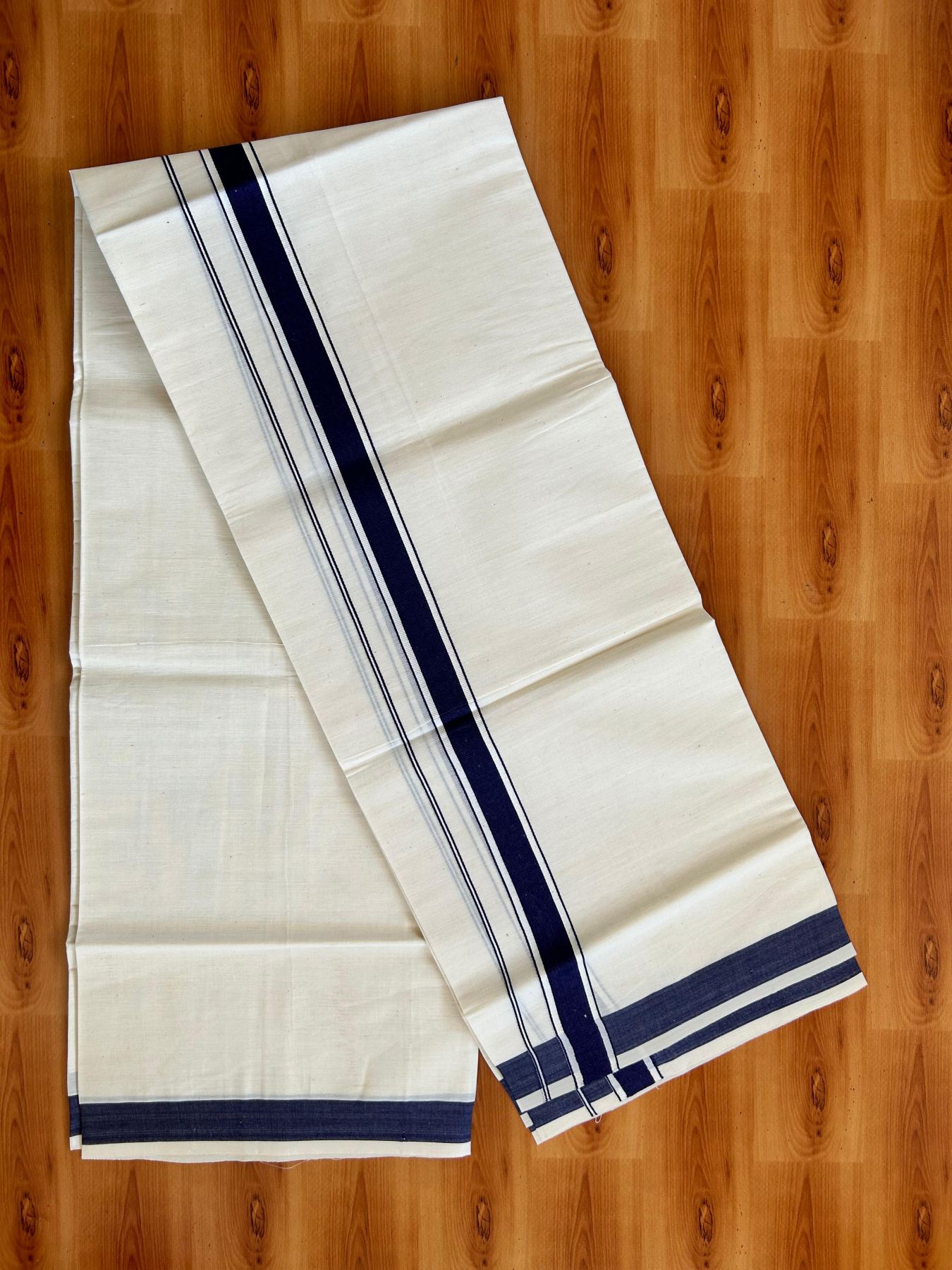Single Off White - (Unbleached) Mundu/Dhoti - KaithariKada Balaramapuram Pure Cotton 70x30 - 1.25 inch Navy Blue Striped Kara (2 meter /4 muzham) - 33 KK5494 PMC
