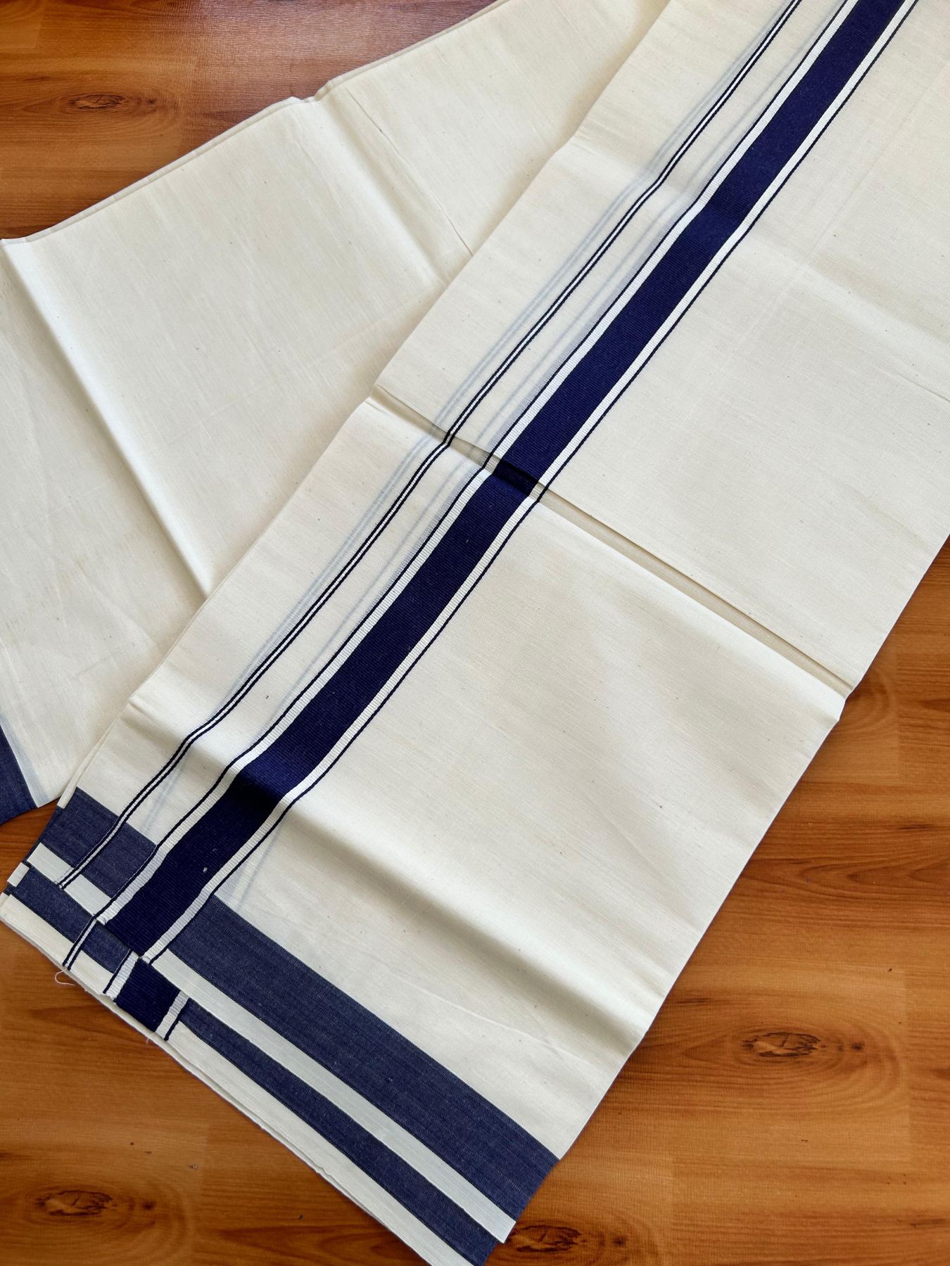 Single Off White - (Unbleached) Mundu/Dhoti - KaithariKada Balaramapuram Pure Cotton 70x30 - 1.25 inch Navy Blue Striped Kara (2 meter /4 muzham) - 33 KK5494 PMC