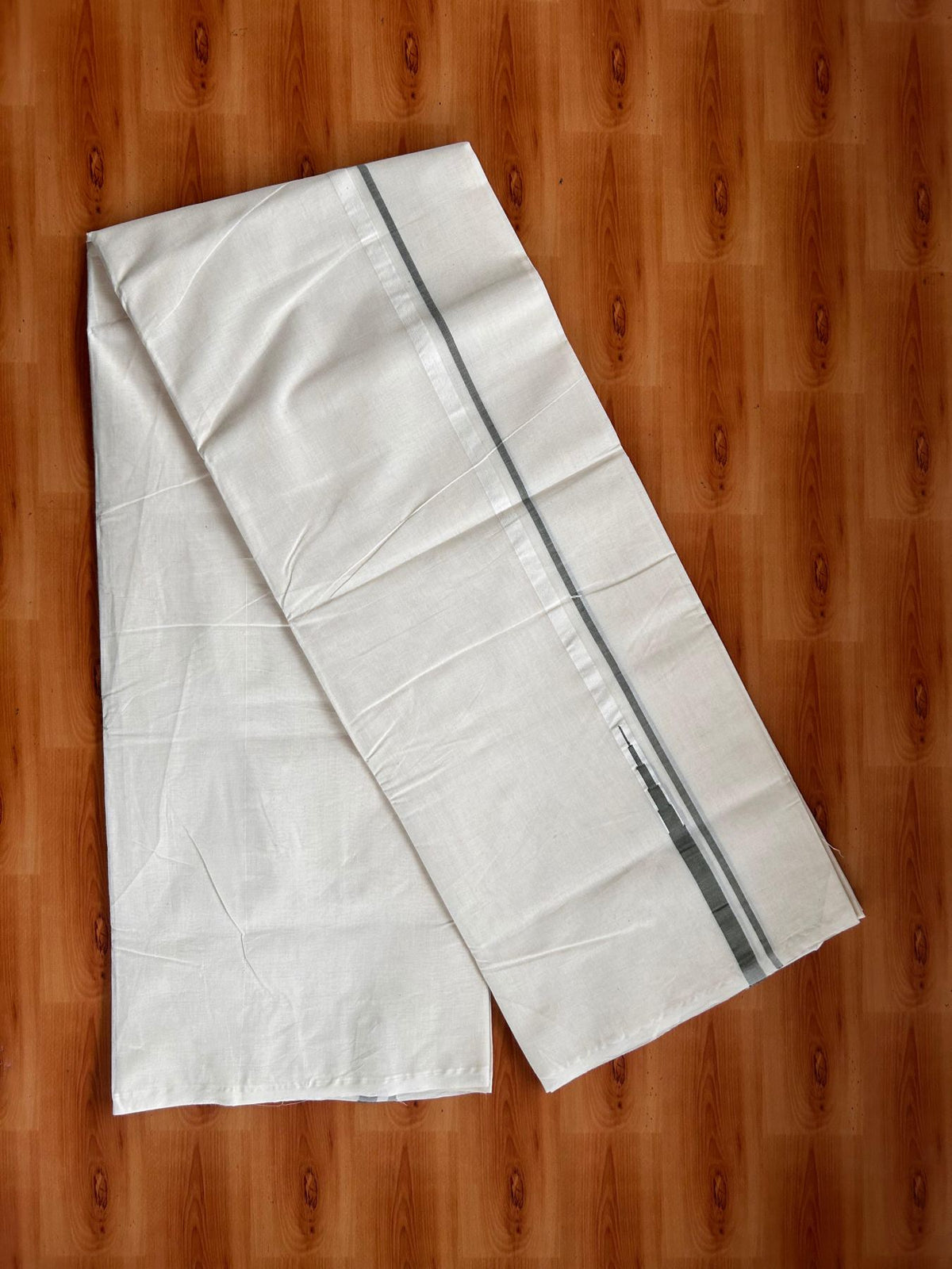 Double Off White (Unbleached) Mundu/Dhoti - 20% Discount!! KaithariKada Pulimood 100% Cotton 100X100 - 0.5 inch Puliyilakkara Olive Green Chutty Kara - 4 mtr (8.5 muzham) - 10 KK5542 ASH