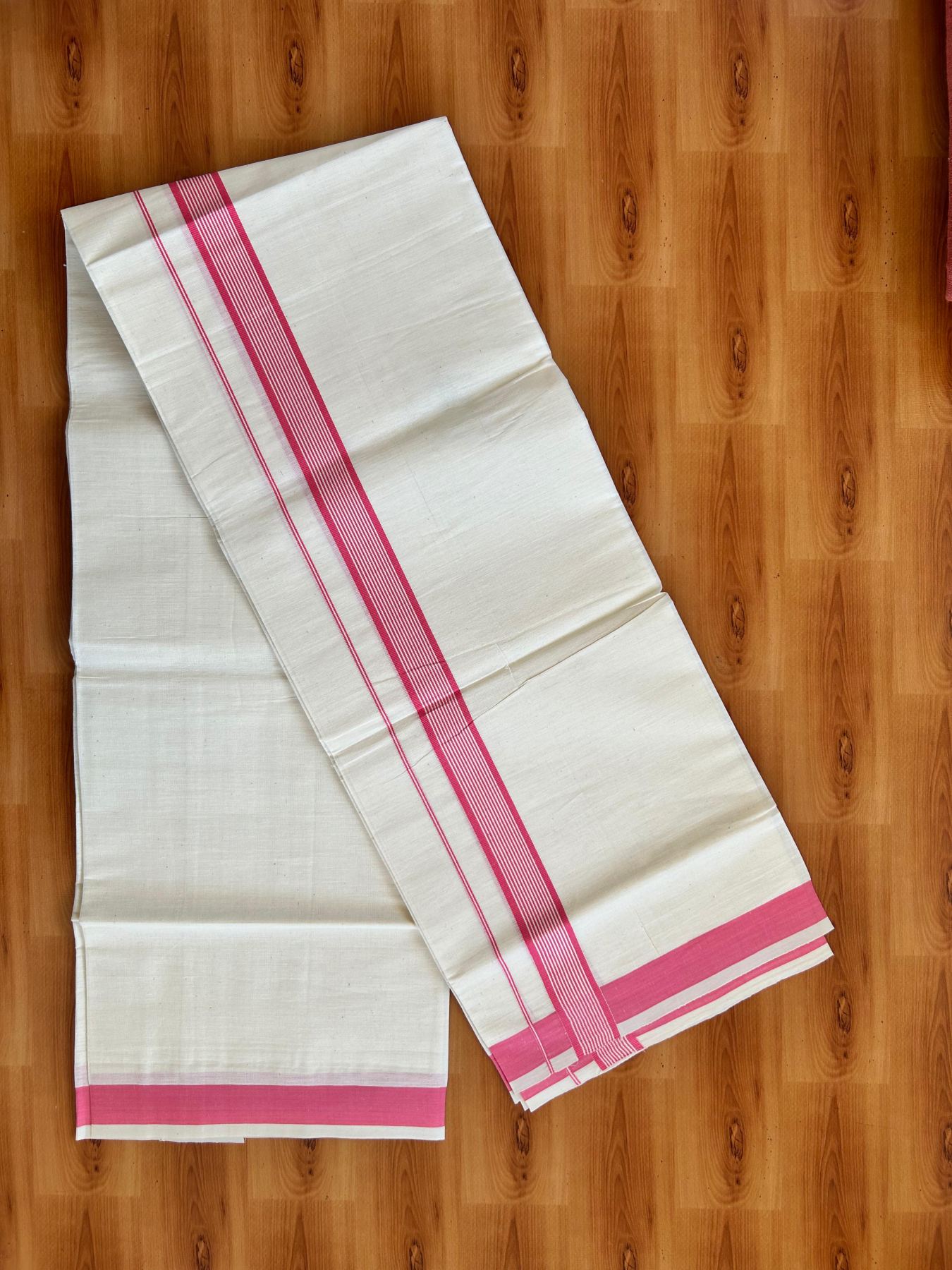 Single Off White - (Unbleached) Mundu/Dhoti - KaithariKada Balaramapuram Pure Cotton 70x30 - 1.25 inch Pink Striped Kara (2 meter /4 muzham) - 28 KK5494 PMC