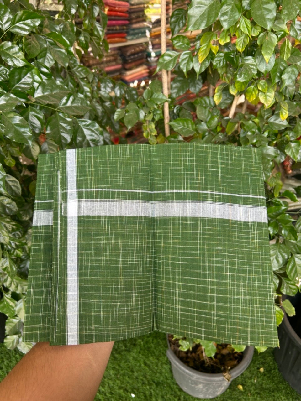 Premium Kathar Type Kavi Mund Pure cotton - Kaitharikada - Single Kaily / Lungi - 0.75 inch White Stripes kara Plain Border with Dark Green & White Stripes colour body (2 meter / 4 muzham) - 26 KK8039 MUT