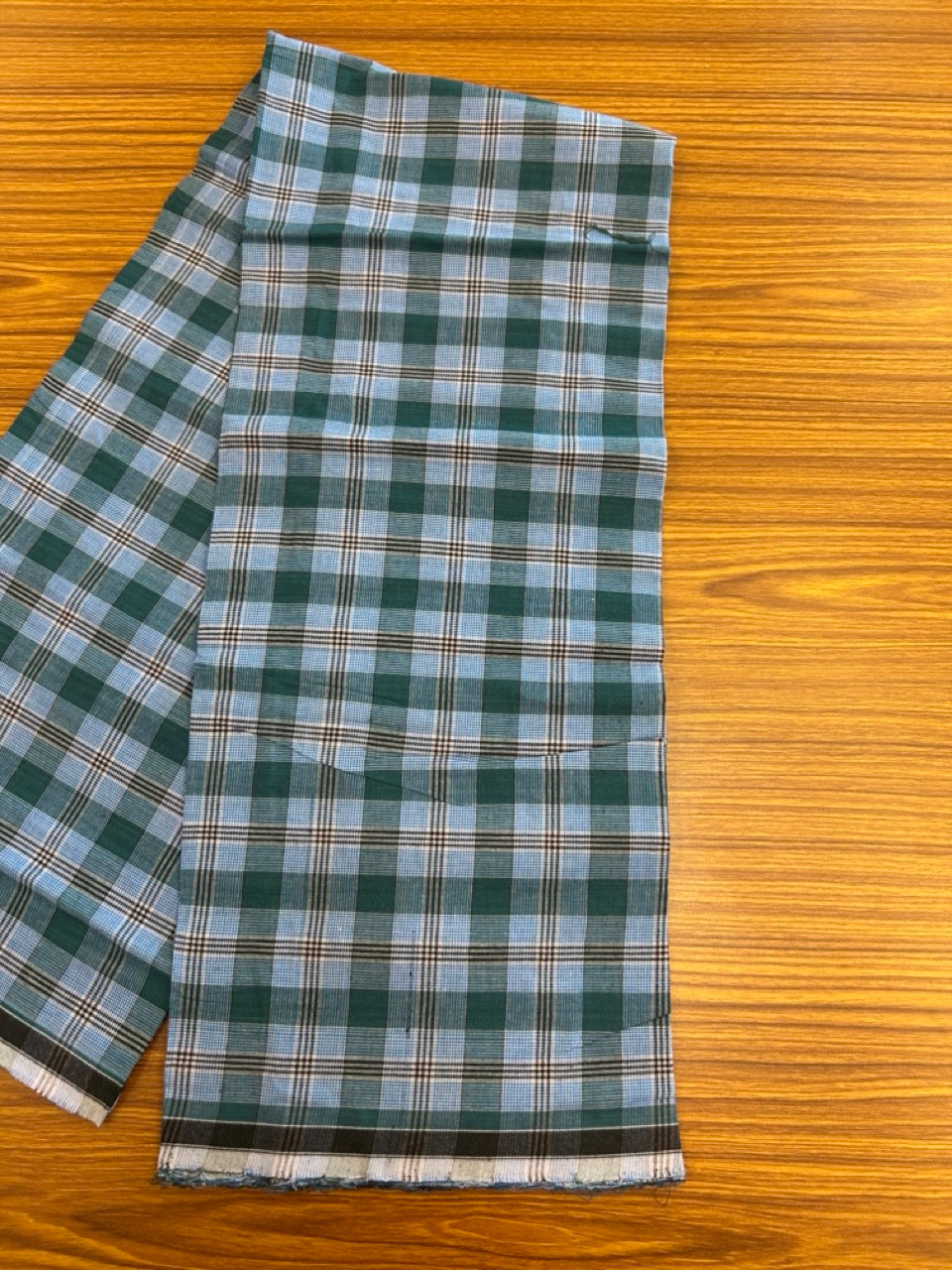 Premium Kathar Type Mund Pure cotton - Kaitharikada - Single Kaily / Lungi - 0.5 inch white Border with Blue , Green , Black & White Stripes body (2 meter / 4 muzham) - 34 KK8039 MUT