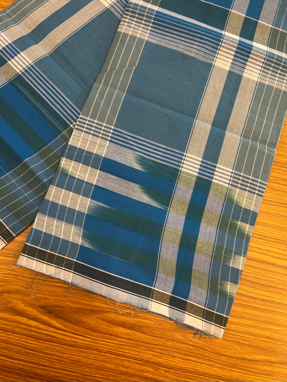 Premium Kathar Type Mund Pure cotton - Kaitharikada - Single Kaily / Lungi - 0.5 inch white Border with Blue , Olive Green , Brown & White Stripes body (2 meter / 4 muzham) - 29 KK8039 MUT