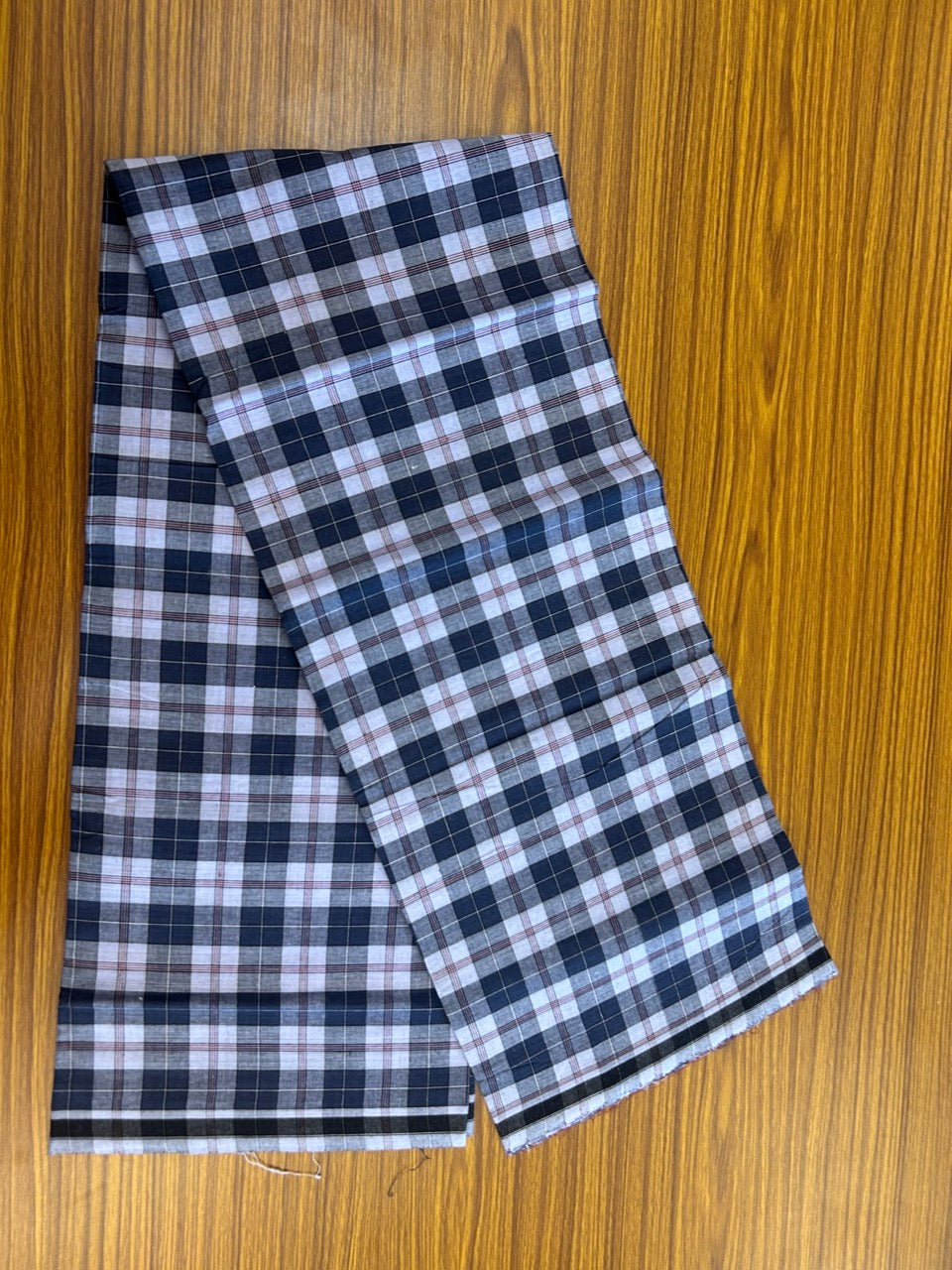 Premium Kathar Type Mund Pure cotton - Kaitharikada - Single Kaily / Lungi - 0.5 inch White Border with Blue , Maroon, Sky Blue & White Stripes body (2 meter / 4 muzham) - 32 KK8039 MUT