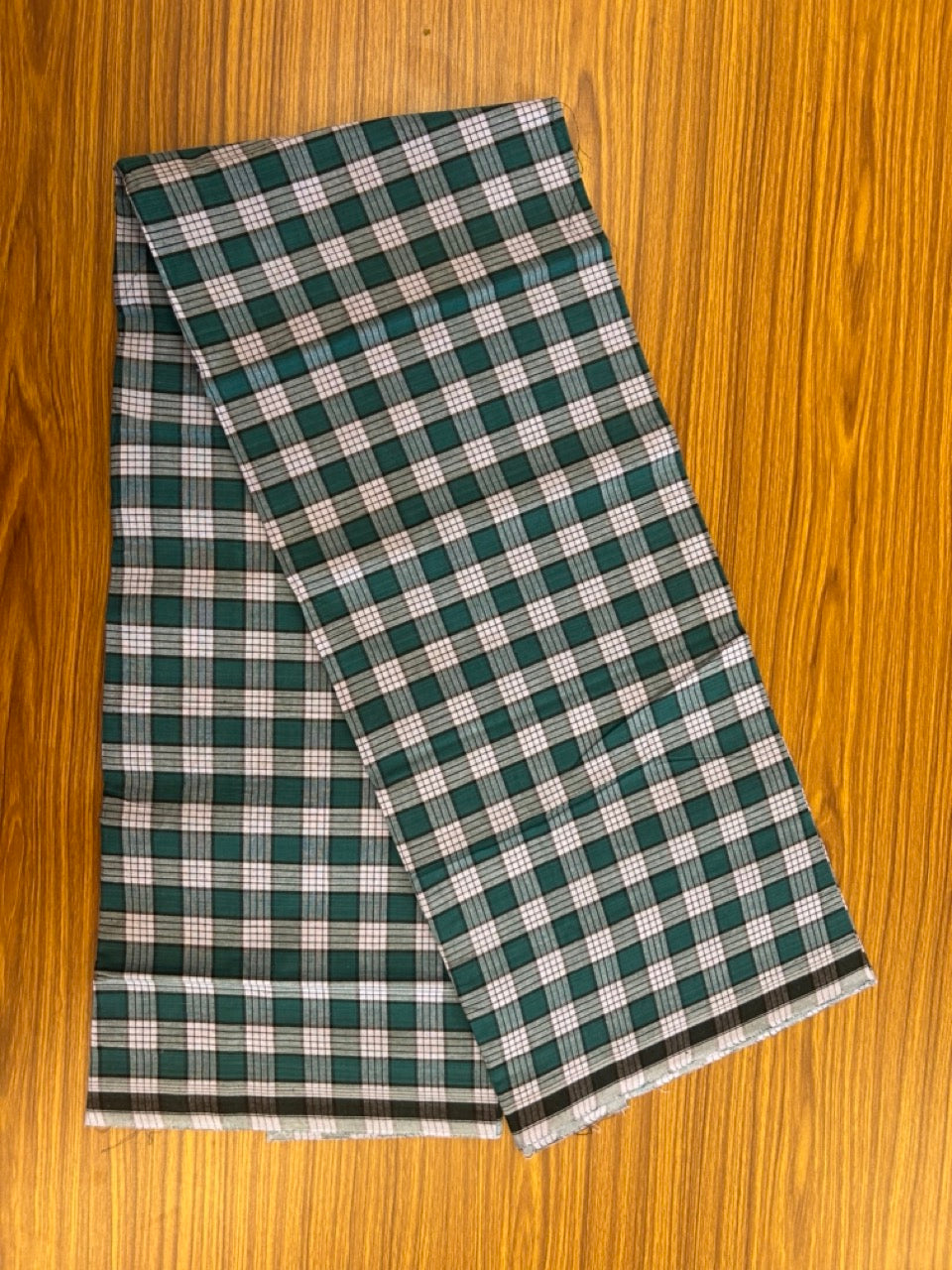Premium Kathar Type Mund Pure cotton - Kaitharikada - Single Kaily / Lungi - 0.5 inch white Border with Green & Black Check body (2 meter / 4 muzham) - 41 KK8039 MUT