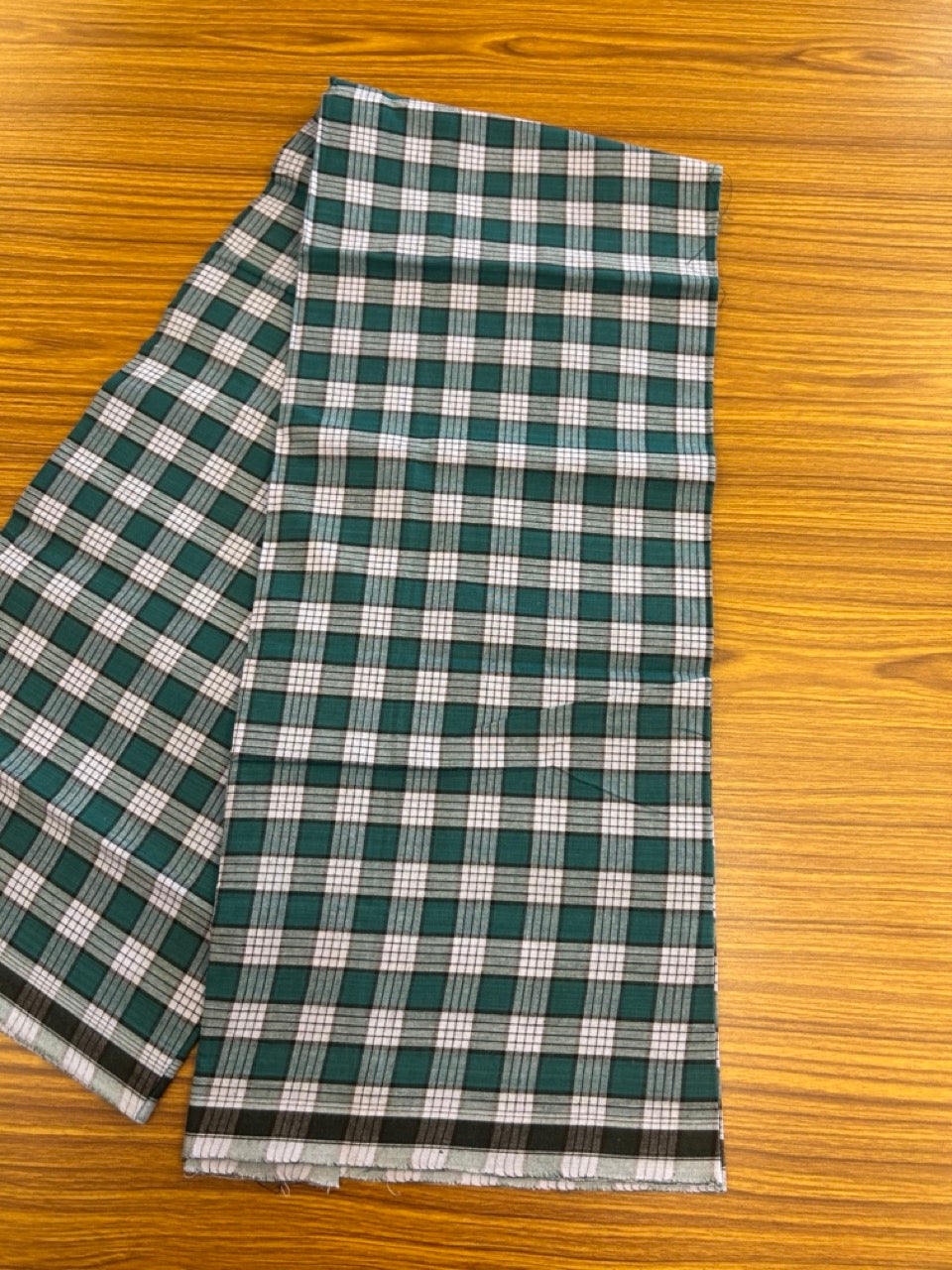 Premium Kathar Type Mund Pure cotton - Kaitharikada - Single Kaily / Lungi - 0.5 inch white Border with Green & Black Check body (2 meter / 4 muzham) - 41 KK8039 MUT