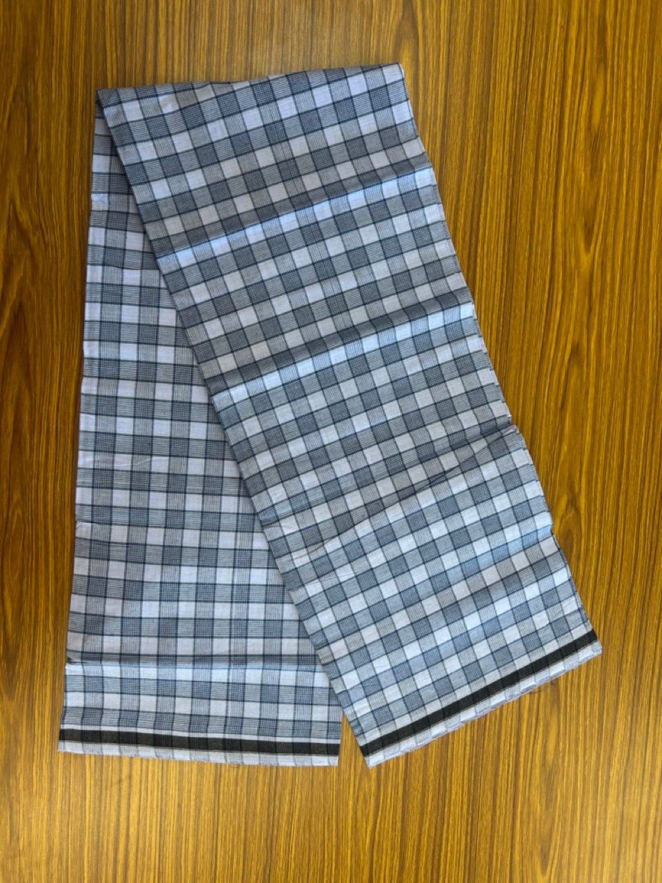 Premium Kathar Type Mund Pure cotton - Kaitharikada - Single Kaily / Lungi - 0.5 inch white Border with Lavander & Blue Check body (2 meter / 4 muzham) - 38 KK8039 MUT