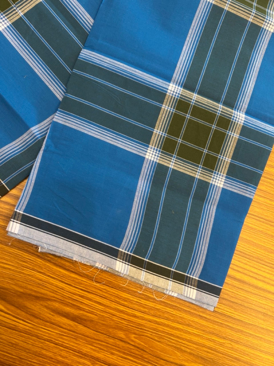 Premium Kathar Type Mund Pure cotton - Kaitharikada - Single Kaily / Lungi - 0.5 inch white Border with Blue , Olive Green & White Stripes body (2 meter / 4 muzham) - 27 KK8039 MUT