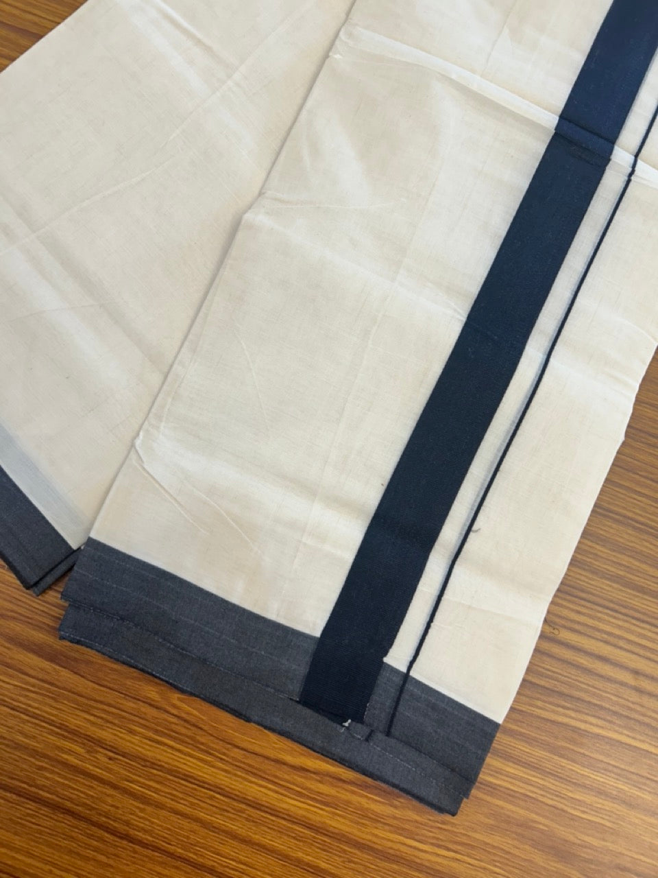20% Discount ! KaithariKada Balaramapuram 100% Cotton Off White (Unbleached) Double Mundu/Dhoti - 80s - 1.5 inch Black kara 4 mtr (8.5 muzham) - 23 KK5302 MUT