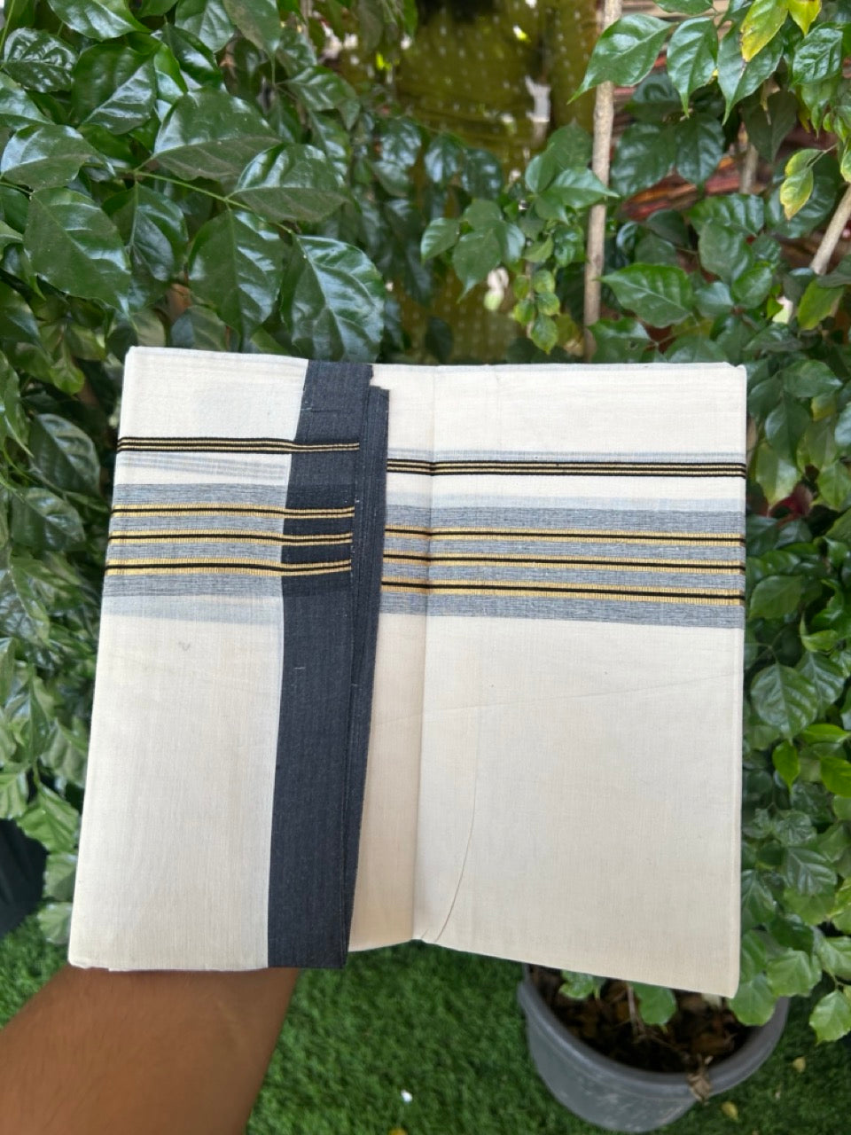 20% Discount ! KaithariKada Balaramapuram 100% Cotton Off White (Unbleached) Double Mundu/Dhoti - 80s - 2 inch Gold Kasav & Black Shades Stripes kara 4 mtr (8.5 muzham) - 12 KK5302 MUT