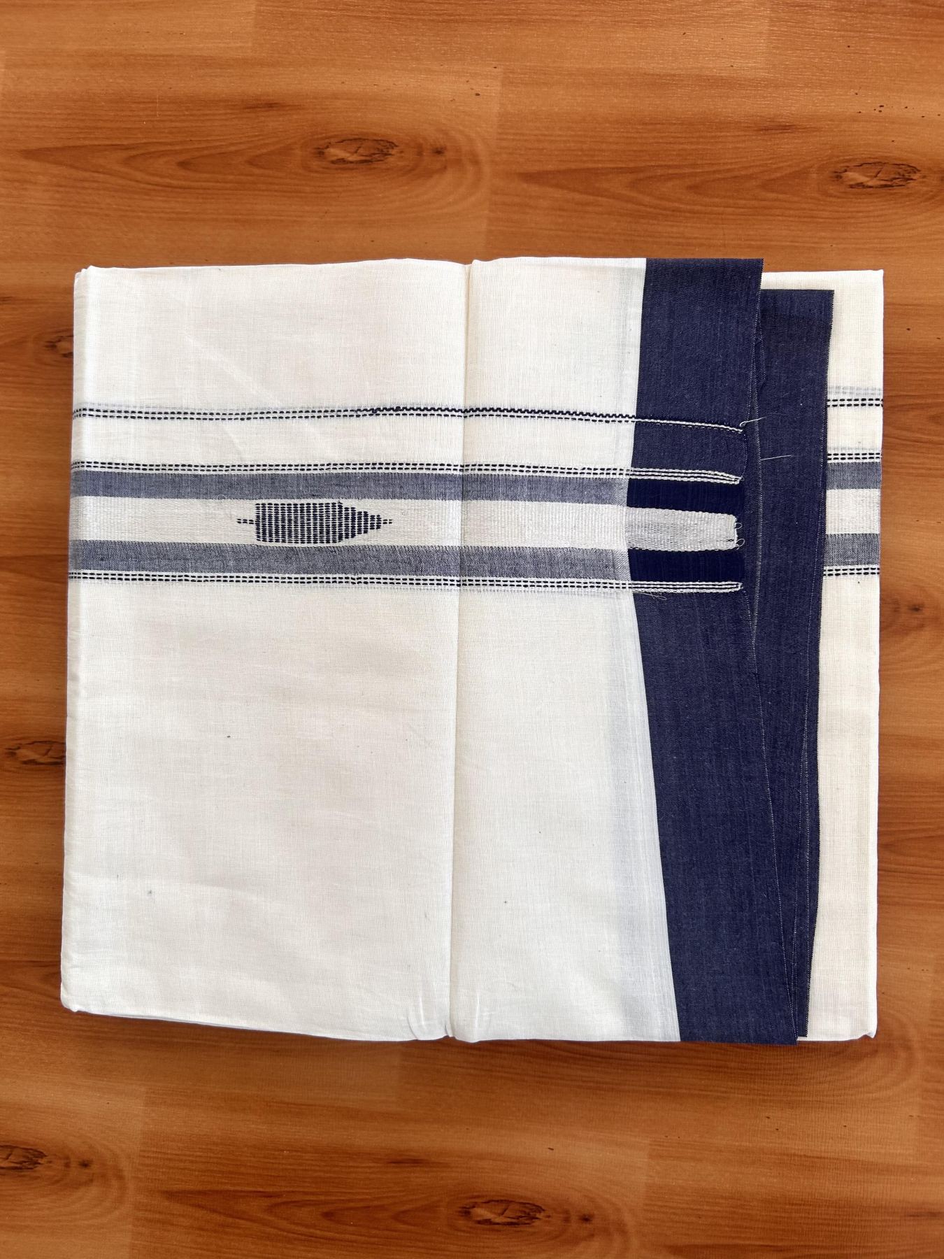 Double Off White  Mundu/Dhoti- 20% Discount! KaithariKada Balaramapuram Pure Cotton - 100x80 - 1.5 inch Silver Kasav & Navy Blue Shaded Design Striped Kara - 4mtr (8.5muzham) - 20 KK5428 VAS