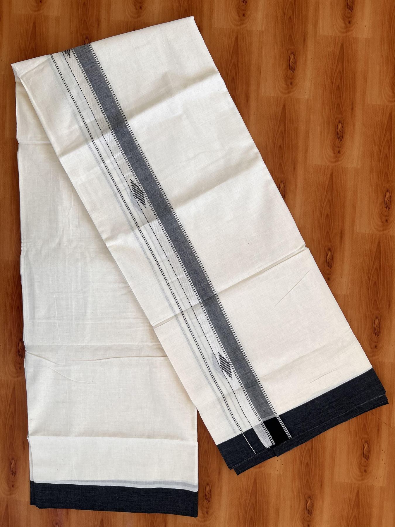 Double Off White  Mundu/Dhoti- 20% Discount! KaithariKada Balaramapuram Pure Cotton - 100x80 - 1.5 inch Silver Kasav & Black Shaded Design Striped Kara - 4mtr (8.5muzham) - 18 KK5428 VAS