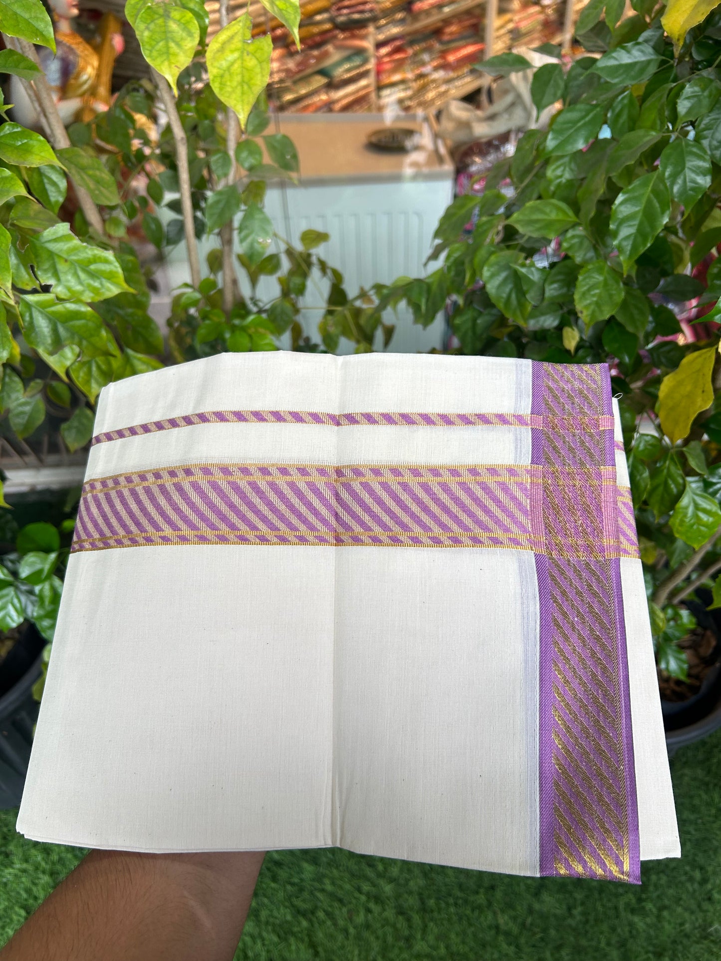 20% Discount ! KaithariKada Balaramapuram 100% Pure Cotton Single Off White Mundu/Dhoti - 30X70 - 1.5 inch Gold Kasav & Magenta Jacquard Design kara 2 mtr (4 Muzham) - 3 KK5327 CJT
