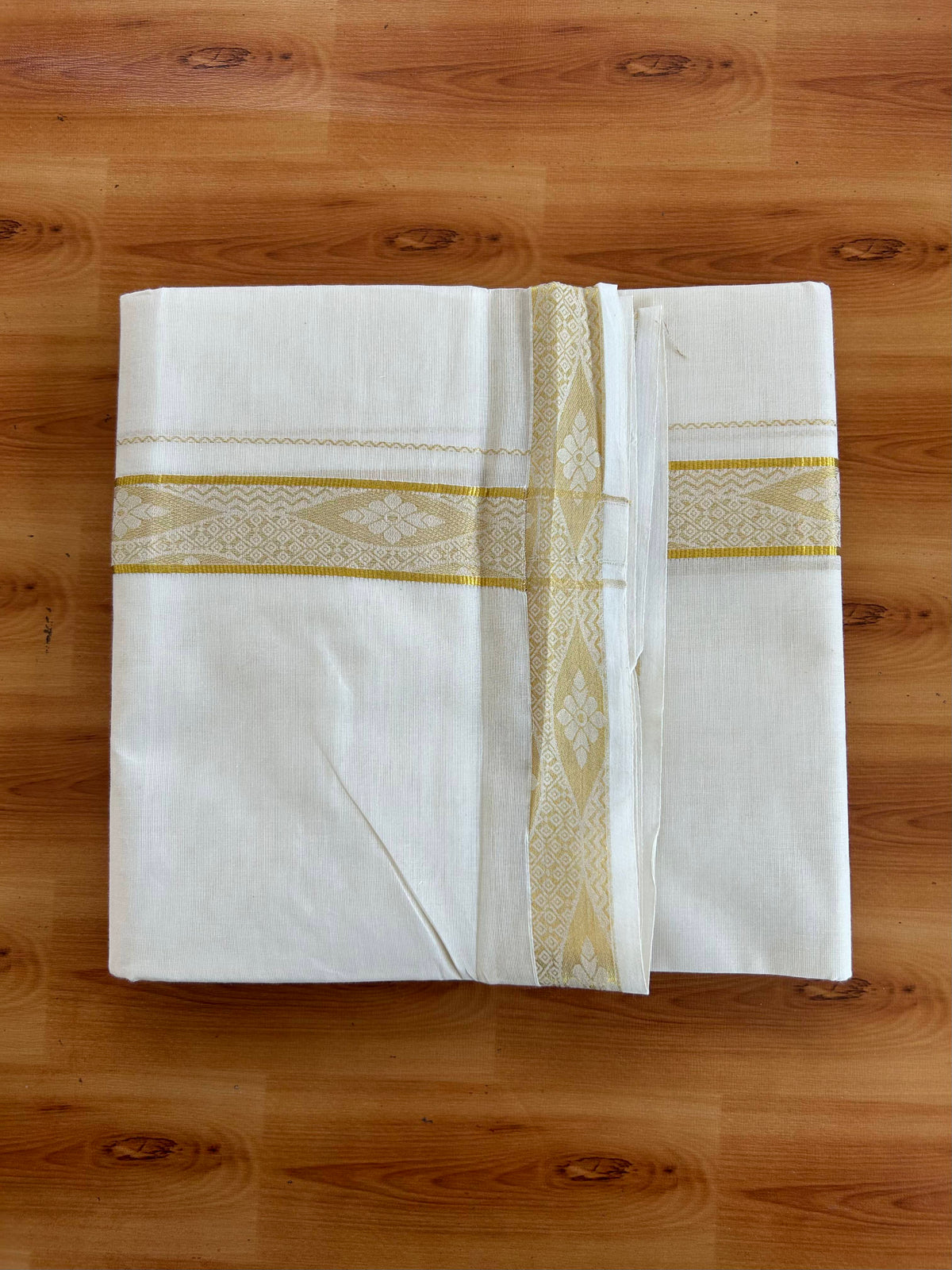 Double Off White (Unbleached) Mund/Dhoti - 20% Discount! KaithariKada Pulimood - Pure Cotton - 80s - 1.5 inch Gold Kasav Jacquard Design Kara 4 mtr (8.5 Muzham) - 1 KK5543 GAN