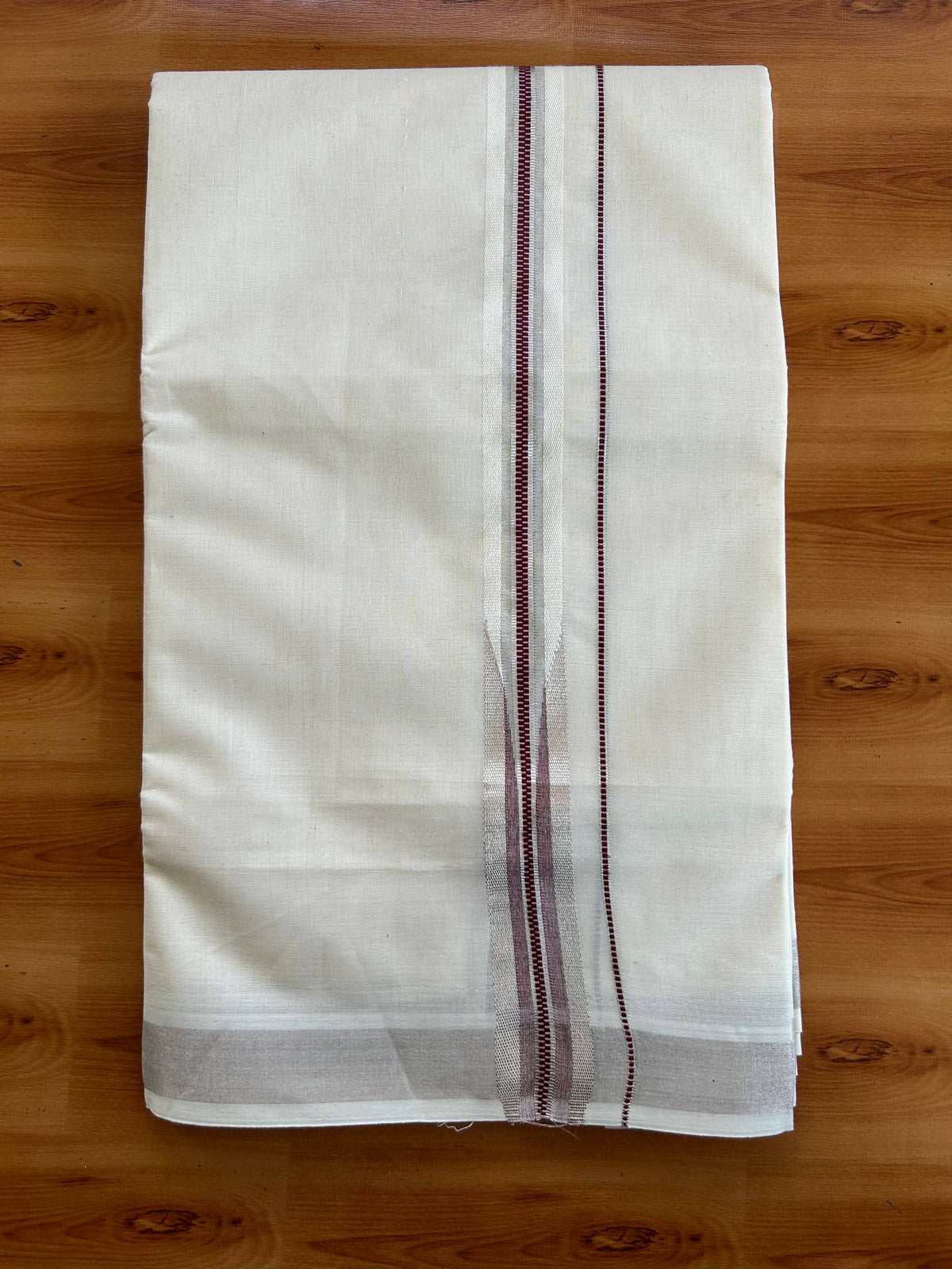 Double off white (Unbleached) Mund/Dhoti - 20% Discount! KaithariKada Pulimood Pure Cotton - 100X100 - 1.25 inch Puliyilakkara Silver kasav & Maroon chutty 4 m (8.5 Muzham) - 22 KK5543 GAN