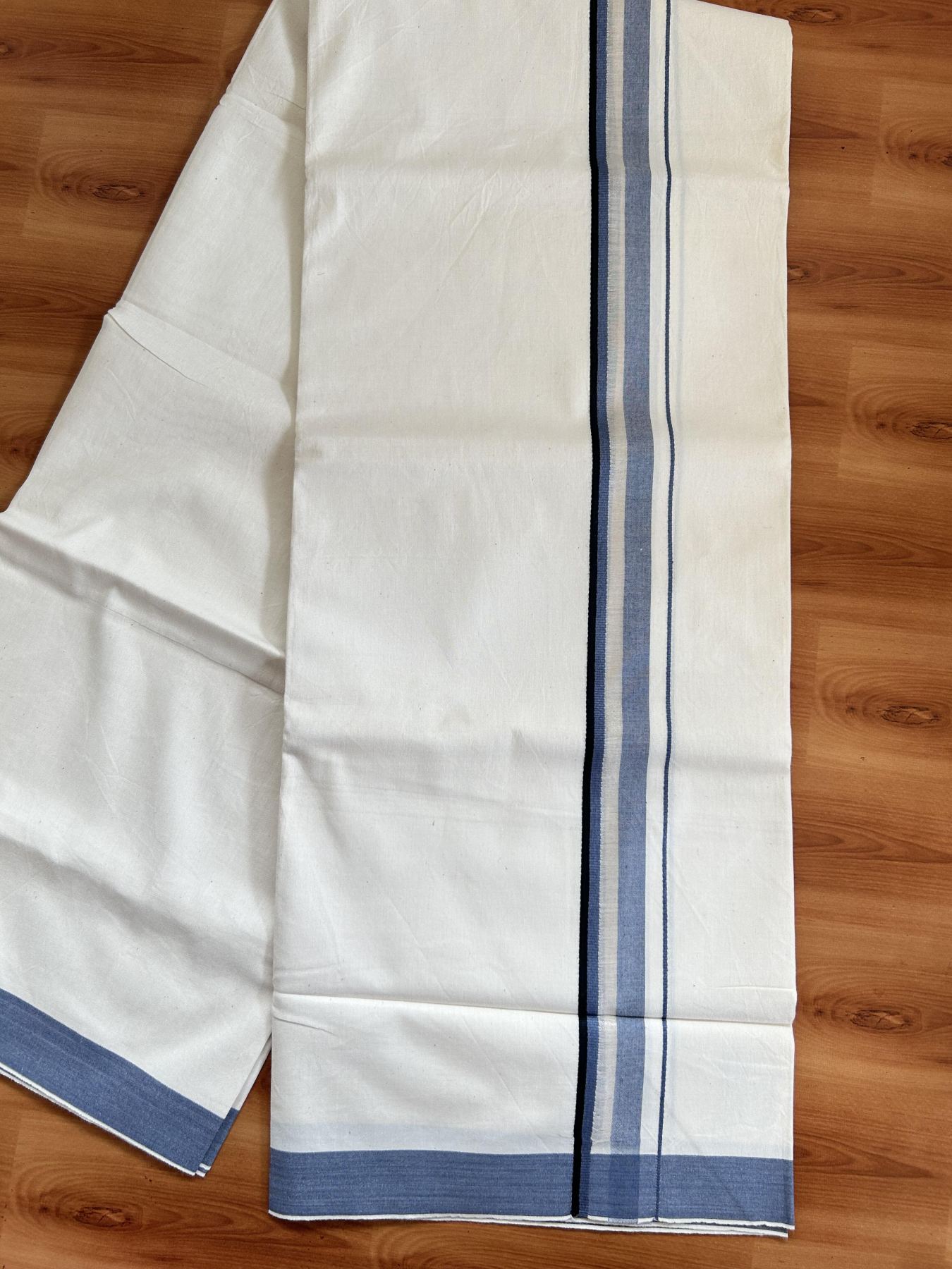 Single Mundu/Dhoti - Off White (Unbleached) 29% Discount !! KaithariKada Balaramapuram 100% Cotton Twisted 60s Thread - 1 Inch Silver Kasav & Black & Greyish Blue Shaded Kara (2 meter /4 muzham) - 4 KK5393 GL