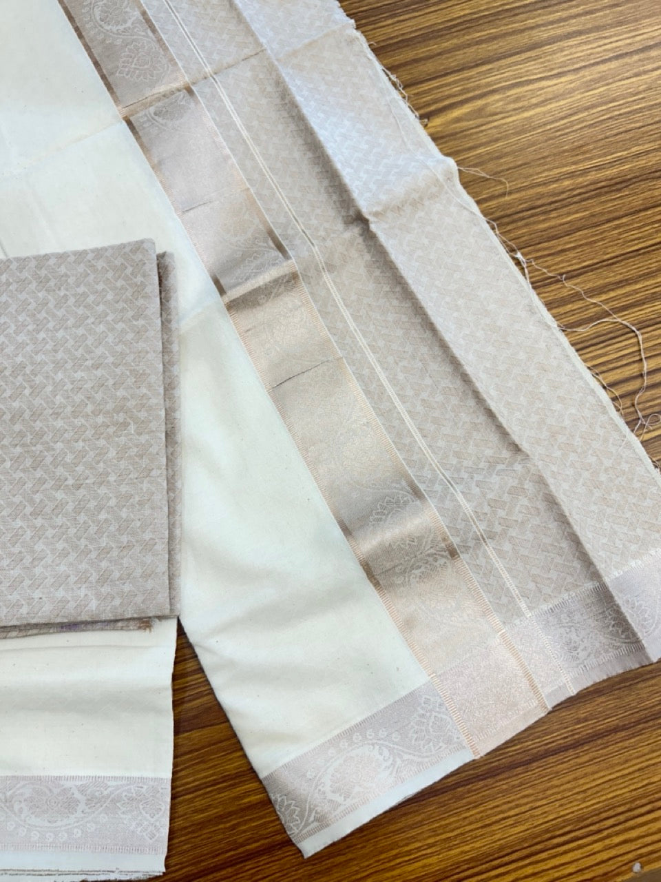 20% DISCOUNT ! KaithariKada Balaramapuram 100% Cotton - (60)s - Single Off white Mundu/Dhoti & Shirt Material Combo - 2 inch Copper Silver Kasavu jacquard Kara with Light Brown shaded shirt material   - 15 KK7009 THI