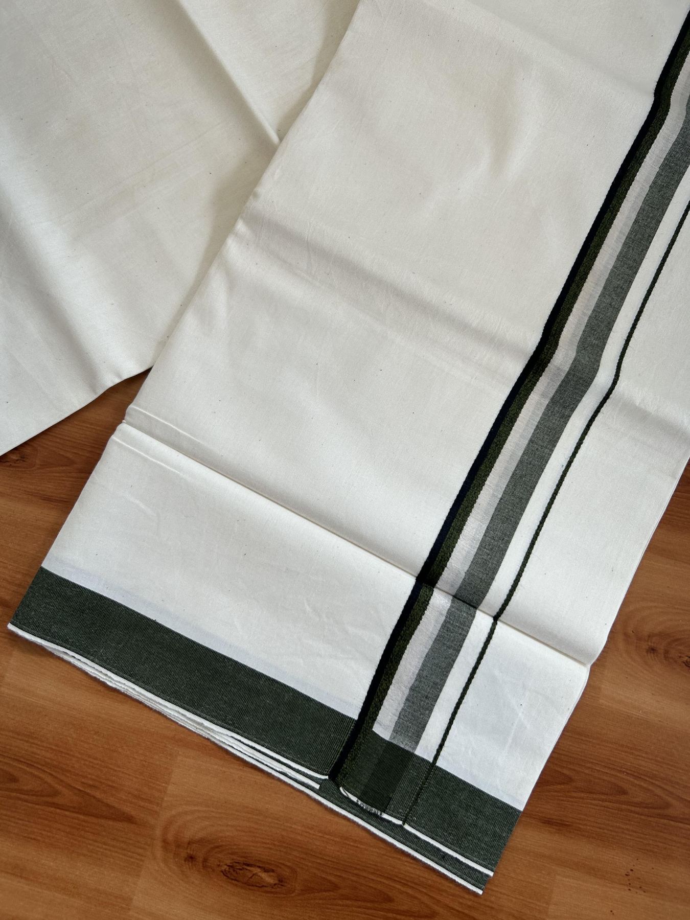 Single Mundu/Dhoti - Off White (Unbleached) 29% Discount !! KaithariKada Balaramapuram 100% Cotton Twisted 60s Thread - 1 Inch Silver Kasav & Black & Dark Green Shaded Kara (2 meter /4 muzham) - 7 KK5393 GL