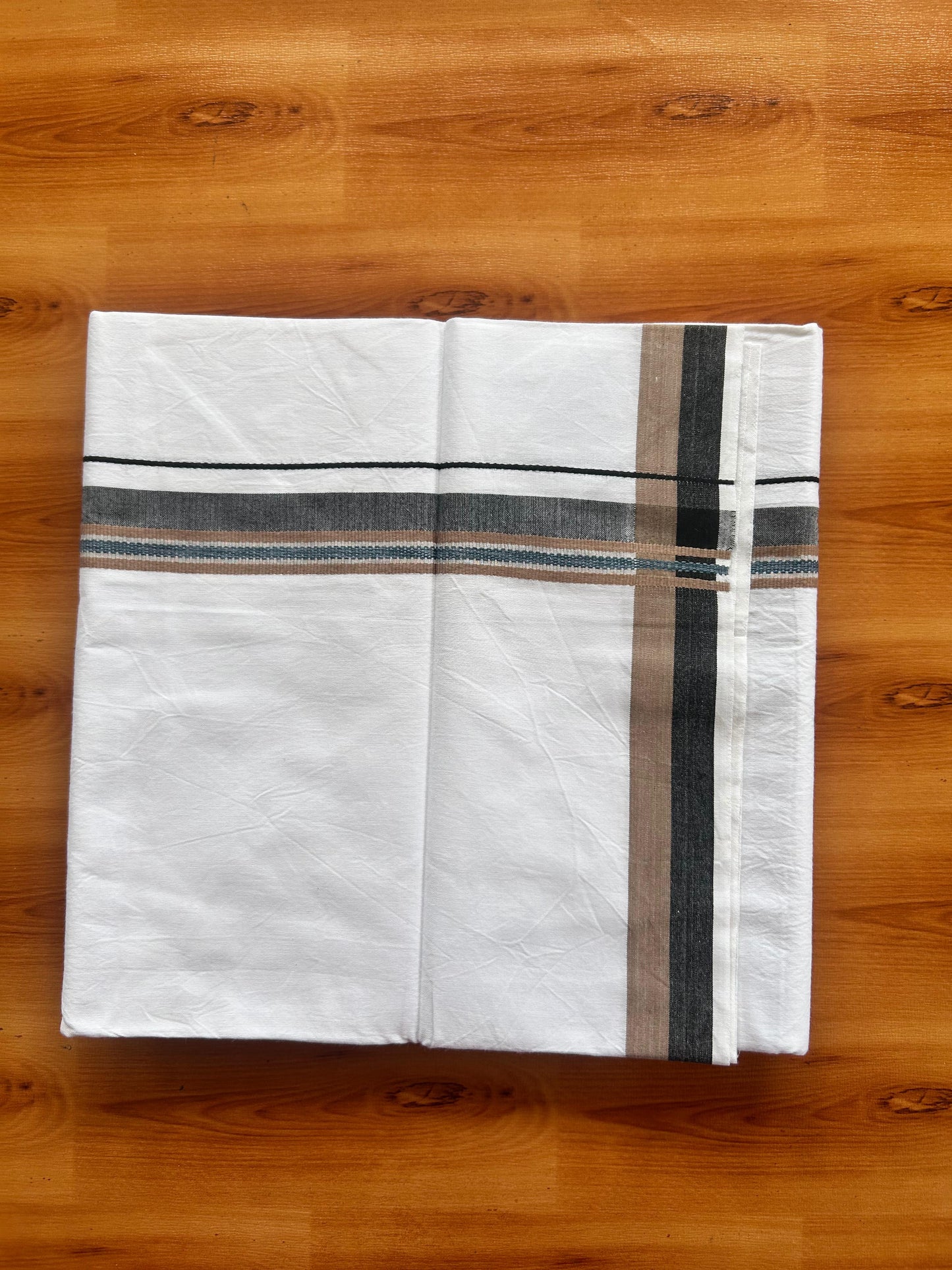 Single Mundu/Dhoti  - Pure White - KaithariKada Balaramapuram 100% Cotton - Twisted 60s Thread - 1 inch  Silver Kasav Black & Peacock Blue Brown Shaded Kara (2 meter / 4 muzham) - 7 KK5495 GL