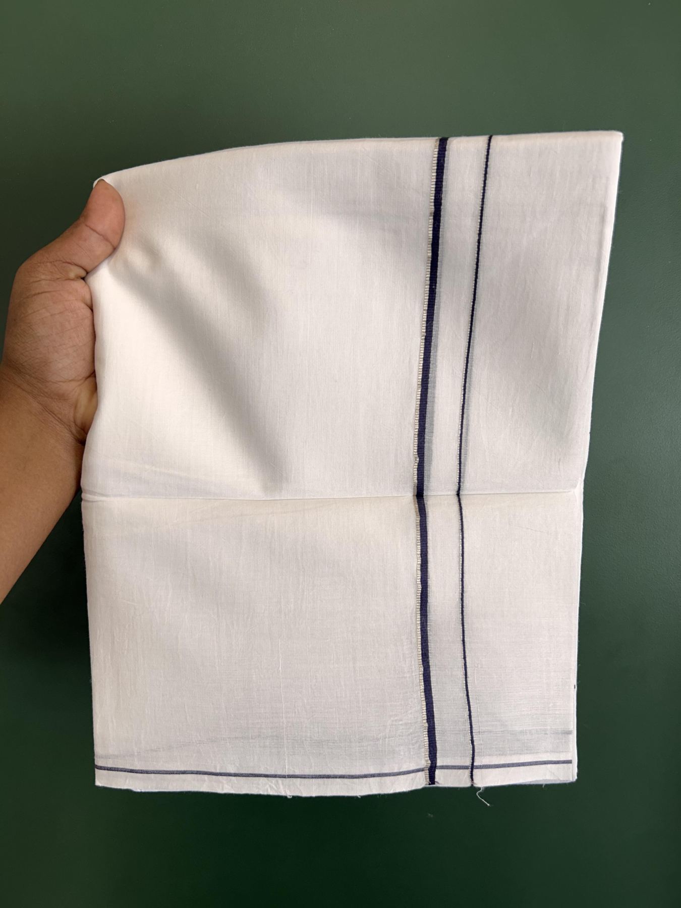 Double Pure White Mundu/Dhoti - 20% Discount !! KaithariKada Balaramapuram 100% Cotton - 60s - 0.5 cm Navy Blue Silver Kasav Striped Kara - 3.85 mtr ( 8 muzham) - 28 KK5425 PMC