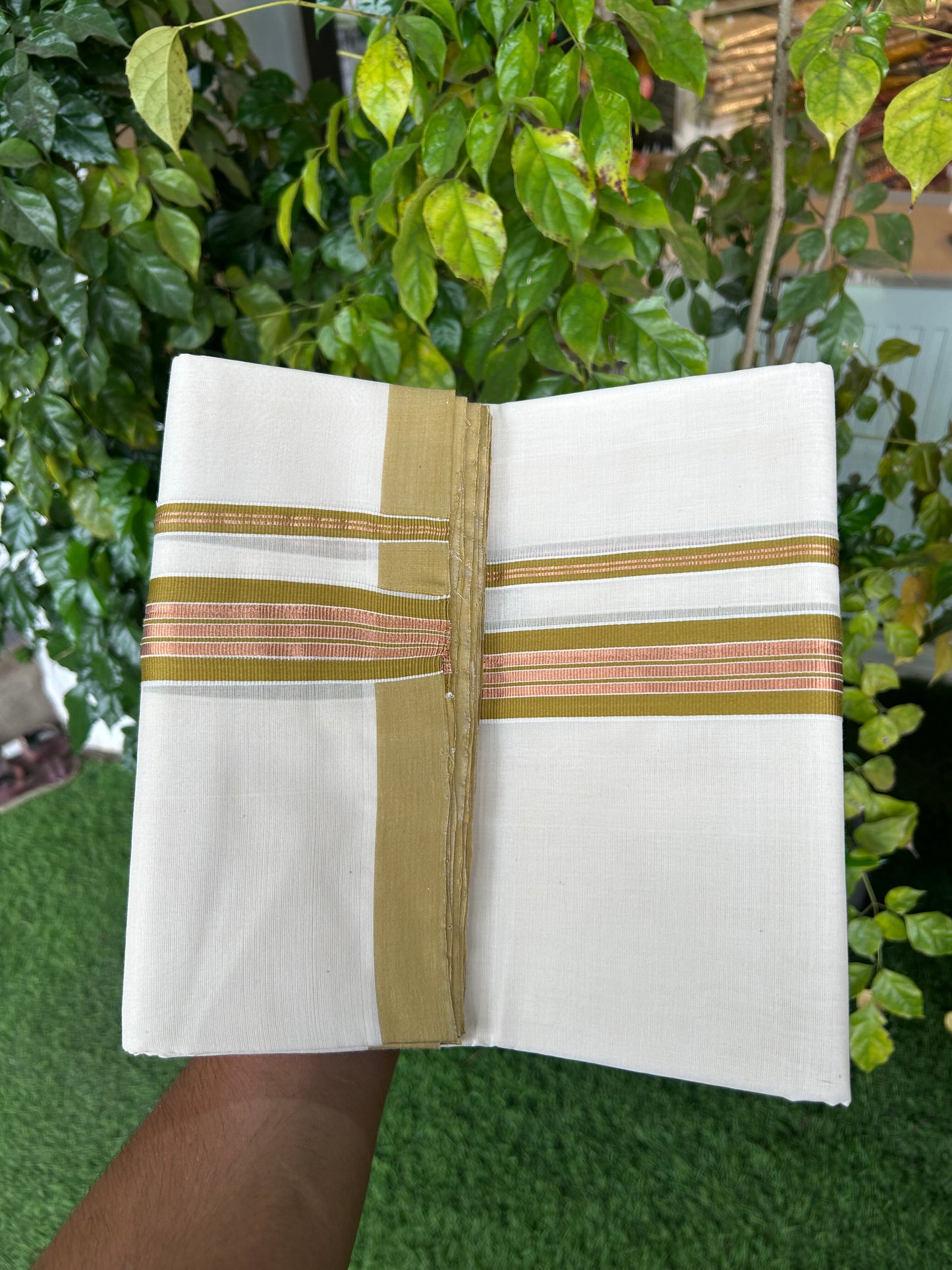 25% Discount ! KaithariKada Handloom Millpaav - Kerala Handloom  - 100% Pure Cotton Off White (Unbleached) Double Mundu/Dothi - 80x90 - 1.5 inch Copper Kasav & Olive Brown Striped Kara 4 Meters (8.5 Muzham) - 2 KK5328 RAM