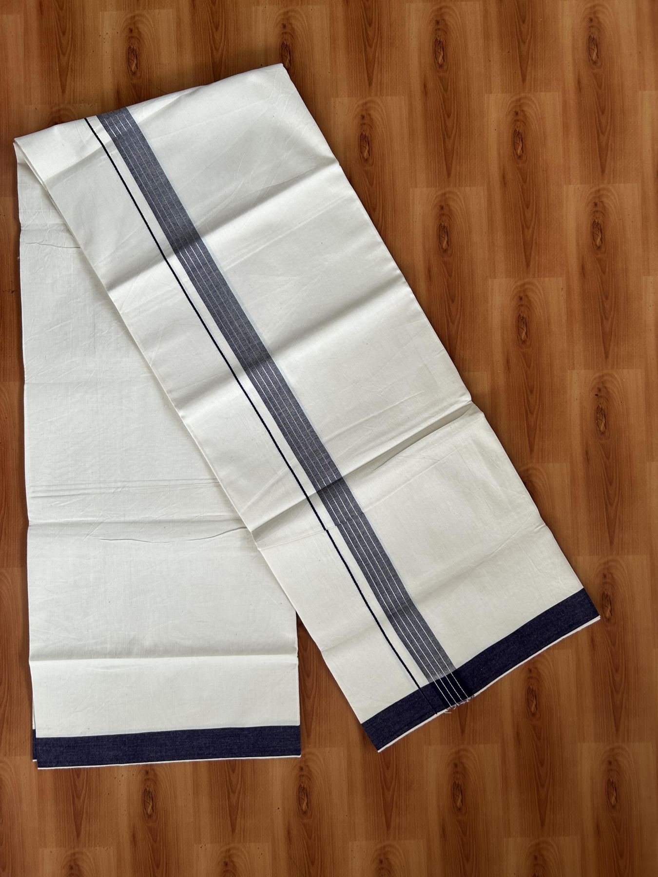 Single Mundu/Dhoti - Off White (Unbleached) 29% Discount !! KaithariKada Balaramapuram 100% Cotton Twisted 60s Thread - 1 Inch Silver Kasav & Navy Blue Shaded Striped Kara (2 meter /4 muzham) - 17 KK5393 GL