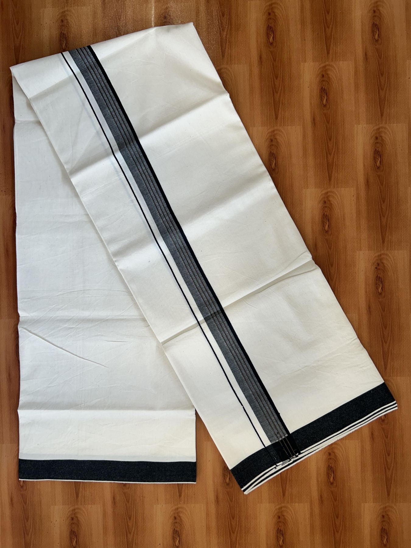Single Mundu/Dhoti - Off White (Unbleached) 29% Discount !! KaithariKada Balaramapuram 100% Cotton Twisted 60s Thread - 1 Inch Brown & Black Shaded Striped Kara (2 meter /4 muzham) - 23 KK5393 GL