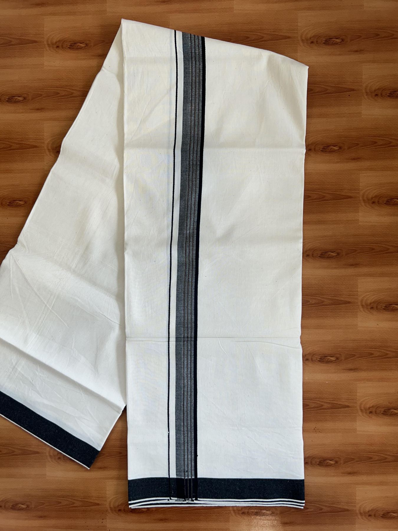 Single Mundu/Dhoti - Off White (Unbleached) 29% Discount !! KaithariKada Balaramapuram 100% Cotton Twisted 60s Thread - 1 Inch Brown & Black Shaded Striped Kara (2 meter /4 muzham) - 23 KK5393 GL