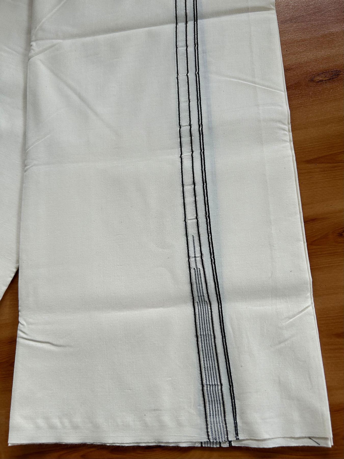 Single Off White (Unbleached) Mundu/Dhoti - 20% Discount!! KaithariKada Pulimood 100% Cotton 100s Twisted - 0.5 inch Puliyilakkara Silver Kasav &  Black Striped Chutty Kara - 2 mtr (4 muzham) - 18 KK5546 ASH