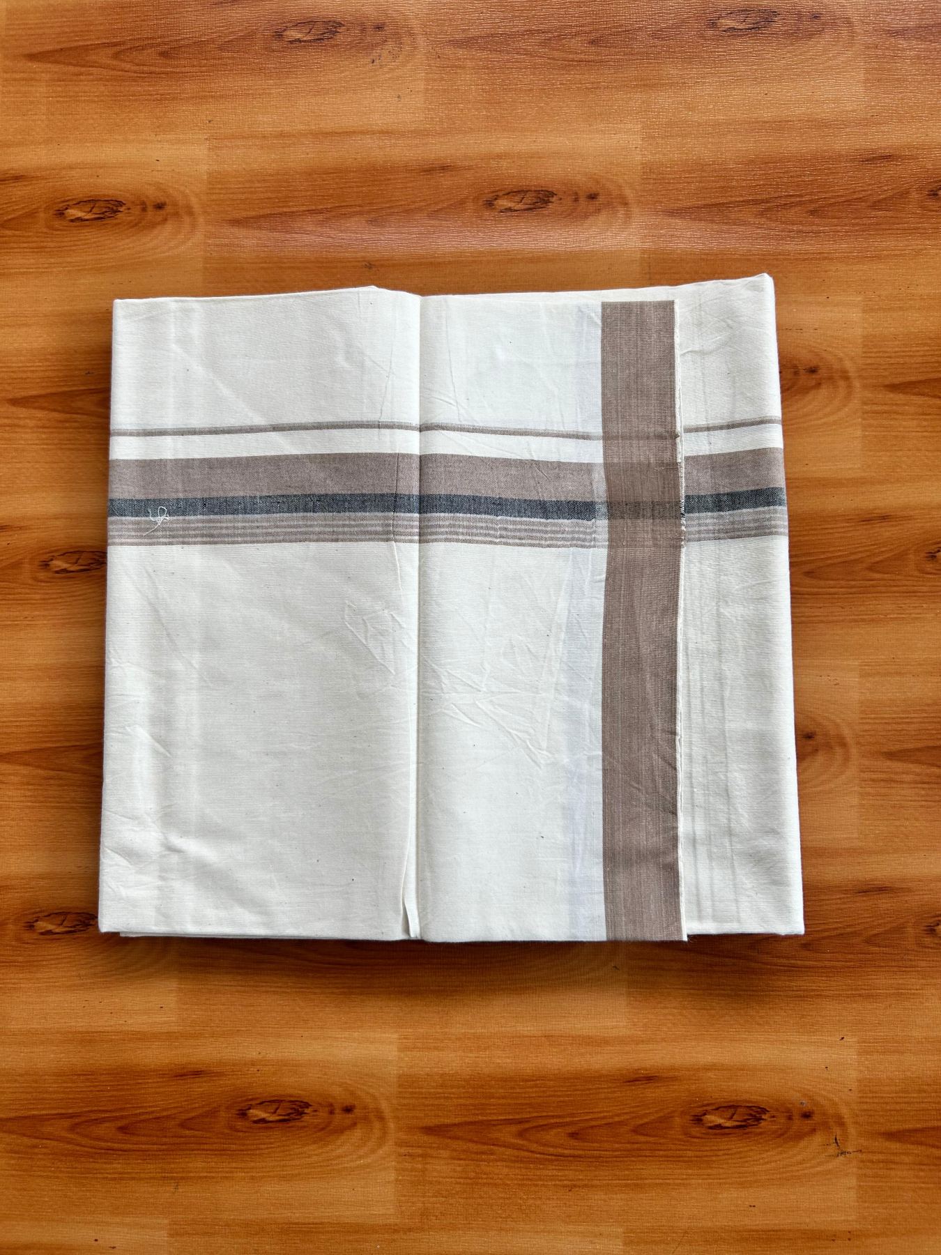 Single Off White (Unbleached) Mundu/Dhoti - 36% DISCOUNT!! KaithariKada Balaramapuram 100% Cotton - Twisted 60s Thread - 1.25 inch Silver Kasav Black & Pastel Brown Shaded Striped Kara (2 meter / 4 muzham) - 21 KK5495 GL