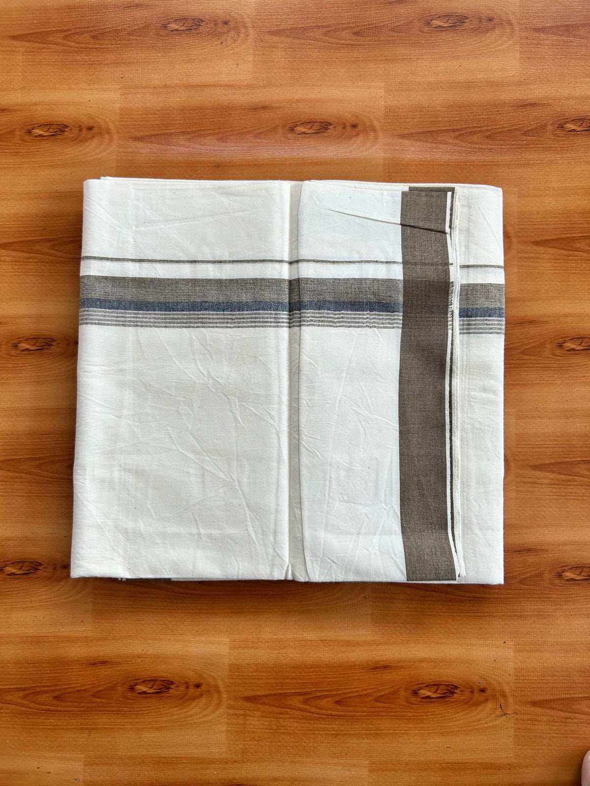 Single Off White (Unbleached) Mundu/Dhoti - 36% DISCOUNT!! KaithariKada Balaramapuram 100% Cotton - Twisted 60s Thread - 1.25 inch Silver Kasav Black & Brown Shaded Striped Kara (2 meter / 4 muzham) - 20 KK5495 GL
