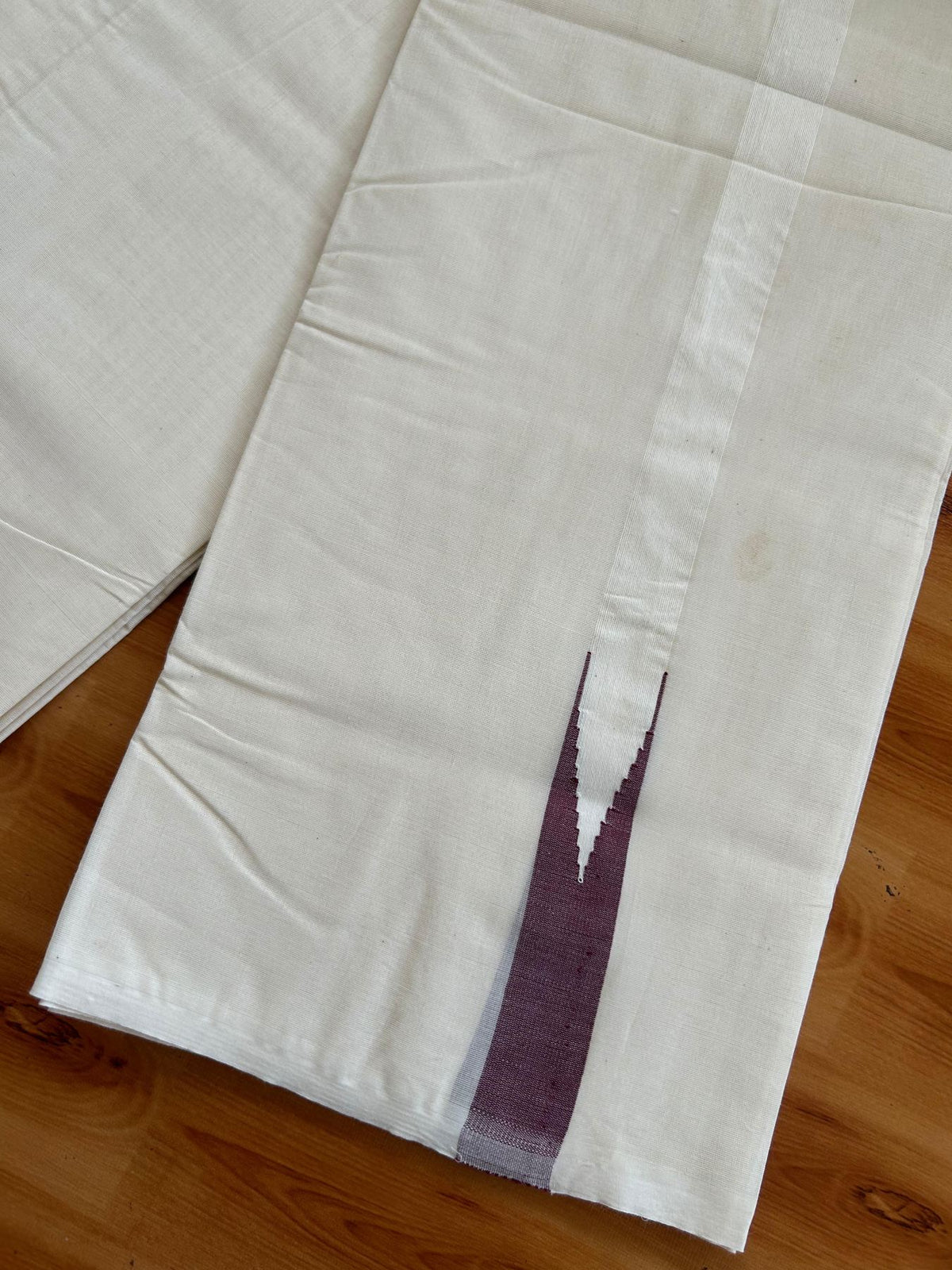 Double Off White (Unbleached) Mundu/Dhoti - 20% Discount!! KaithariKada Pulimood 100% Cotton 100x100 - 1 inch Puliyilakkara Maroon Chutty Kara - 3.75 mtr (8 muzham) - 20 KK5546 ASH