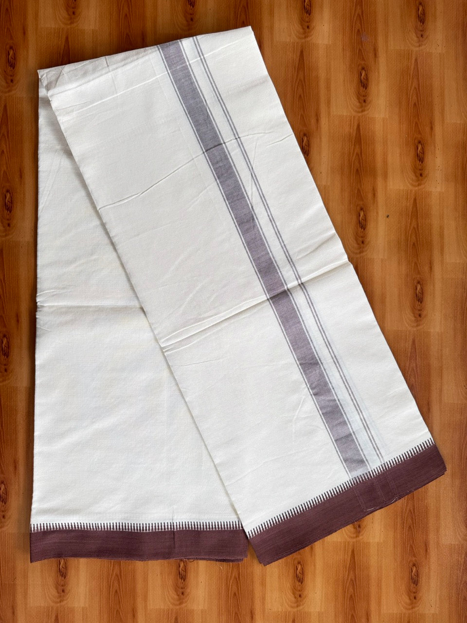 Single Off White Mund / Dhoti - Pure Combed Cotton Kaitharikada Pulimood Special - 2/40s Twisted Warp x 20s Weft - 1 inch Brown Striped Kara Off White Body Kuppadam Border (2 meter / 4 muzham) - 8 KK8095 MRH