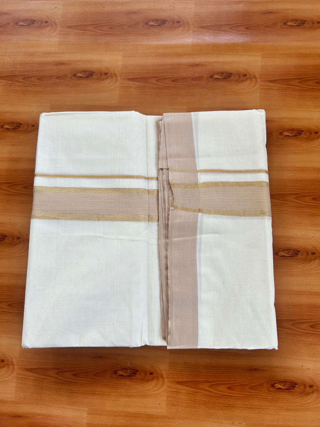 Double Off White (Unbleached) Mundu/Dhoti - 20% Discount! Kaitharikada Pure Cotton - 80x80 - 1.5 Inch Gold Kasav & Sand Brown Kara 4 mtr (8.5 muzham) - 17 KK5478 MRH