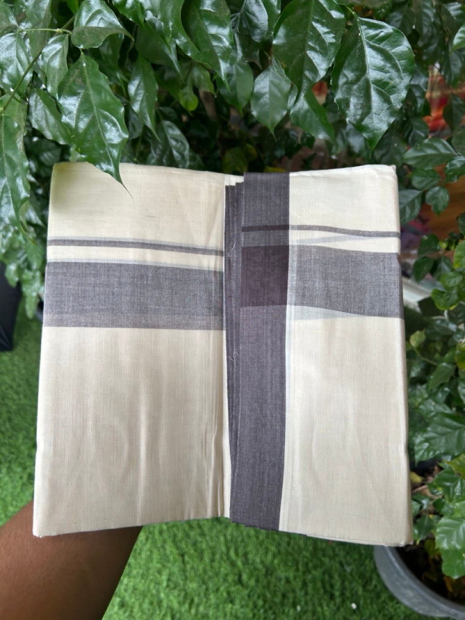 20% Discount! KaithariKada Balaramapuram 100%  Cotton Off White Double - (Unbleached) Mundu/Dhoti - 100X80 - 1.75 inch Dark Brown Shaded Kara - 4 Mtr (8.5 Muzham) - 107 KK5294 THI