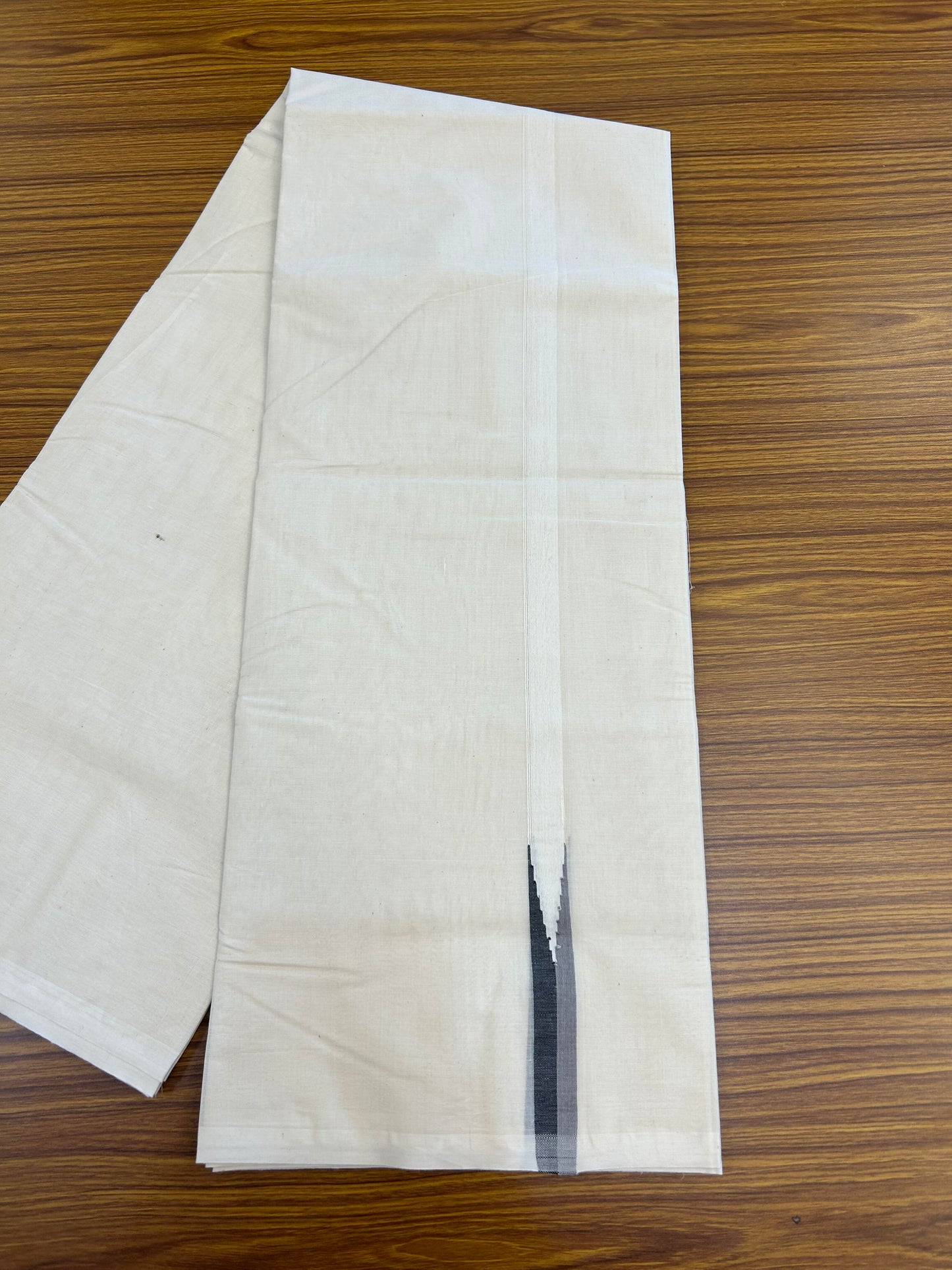 20% Discount!! KaithariKada Balaramapuram 100% Cotton Off White Double - (Unbleached) Mundu/Dhoti-100x100 - 0.75 Inch Puliyilakkara Black & Ash Grey Chutty Kara - 4 mtr (8.5 muzham) - 19 KK5354 ASH