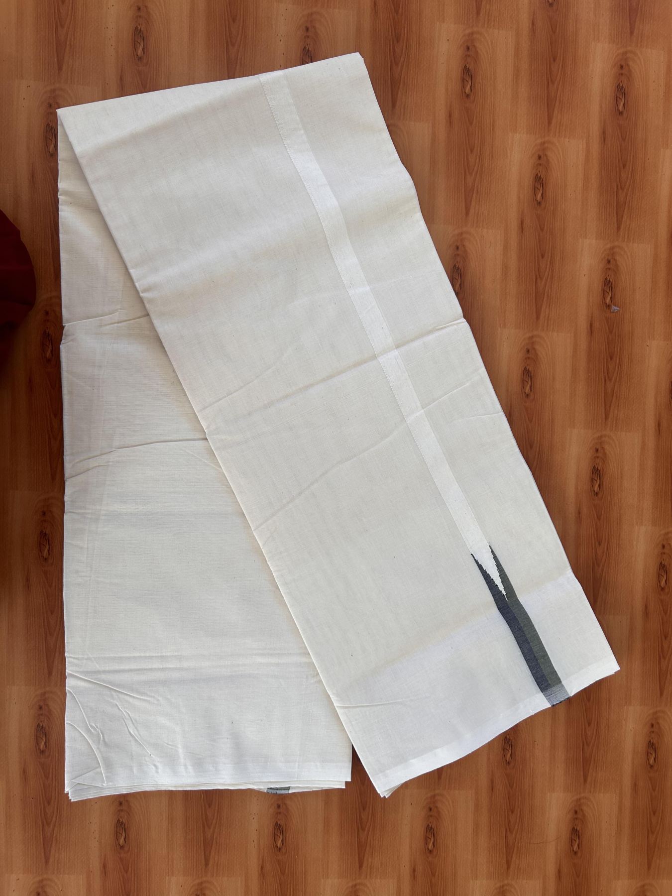 Double Off white Mundu/Dhoti - 20% Discount! KaithariKada Balaramapuram - 100% Cotton  100x100 - 0.75 inch Black & Olive Green shaded Chutty Kara - 4 mtr (8.5 muzham) - 12 KK5431 ASH